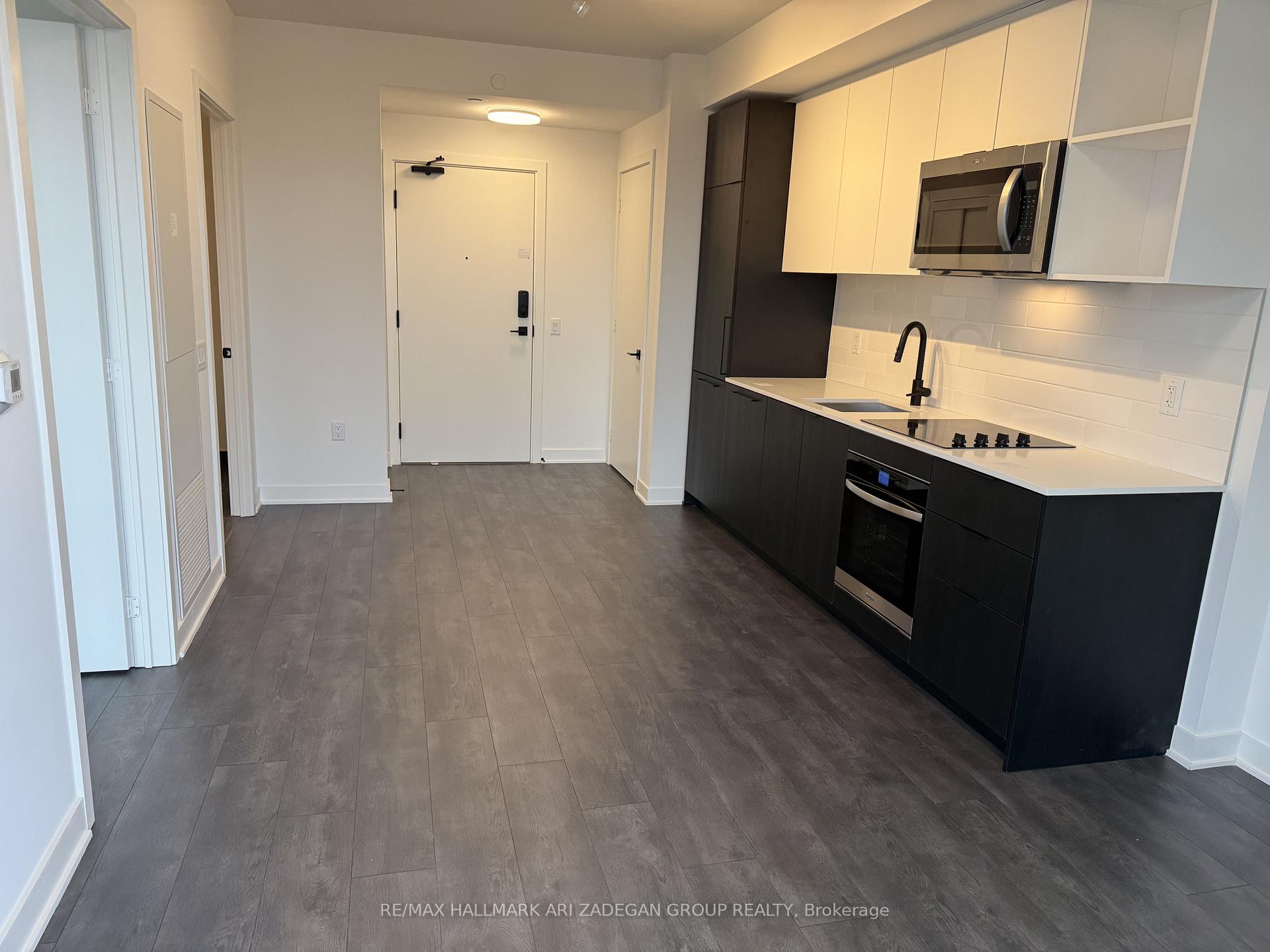 1185 Dupont Street 1304