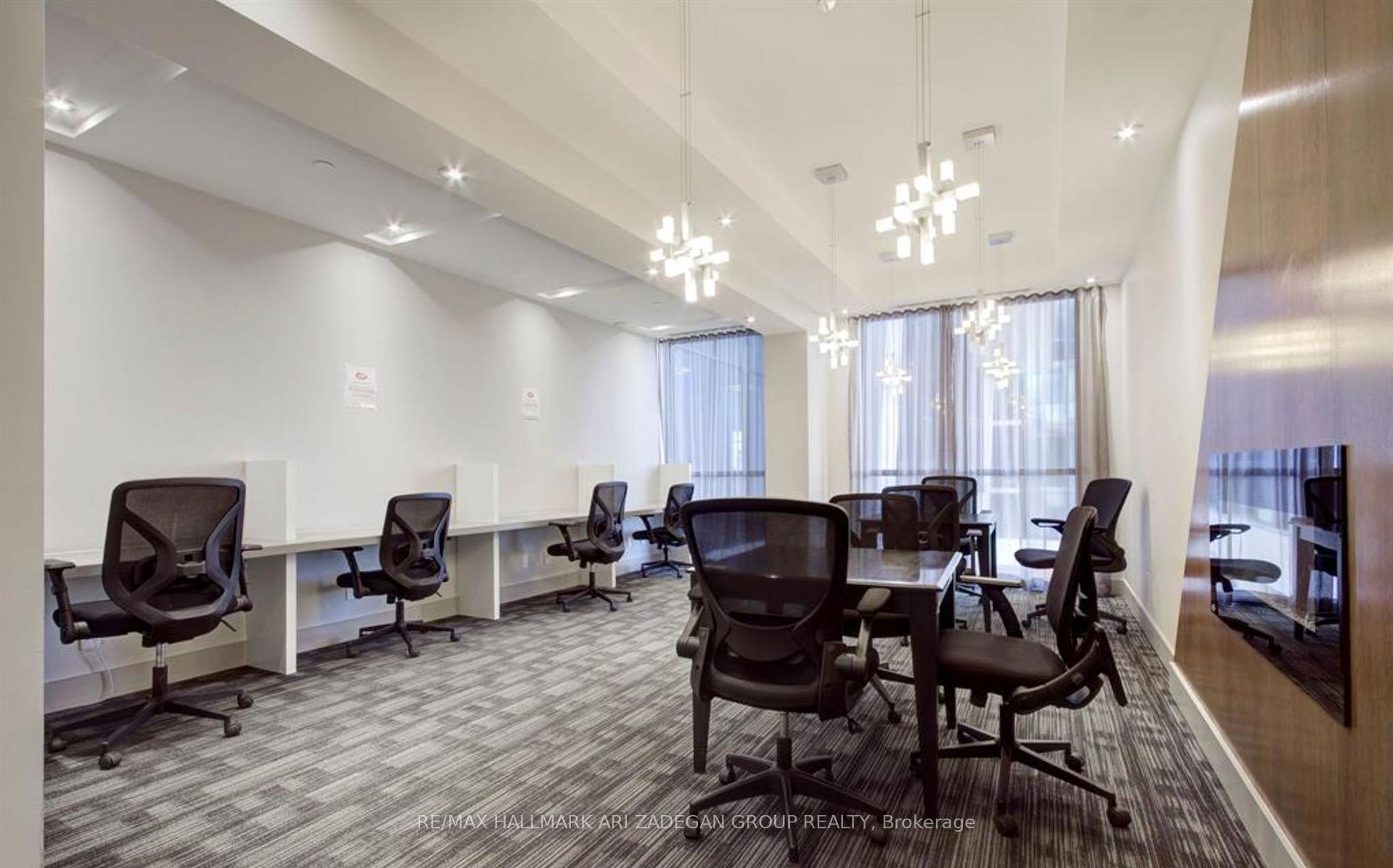 75 Eglinton Avenue W 505