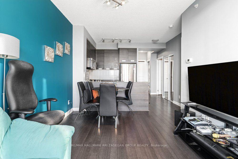 75 Eglinton Avenue W 505