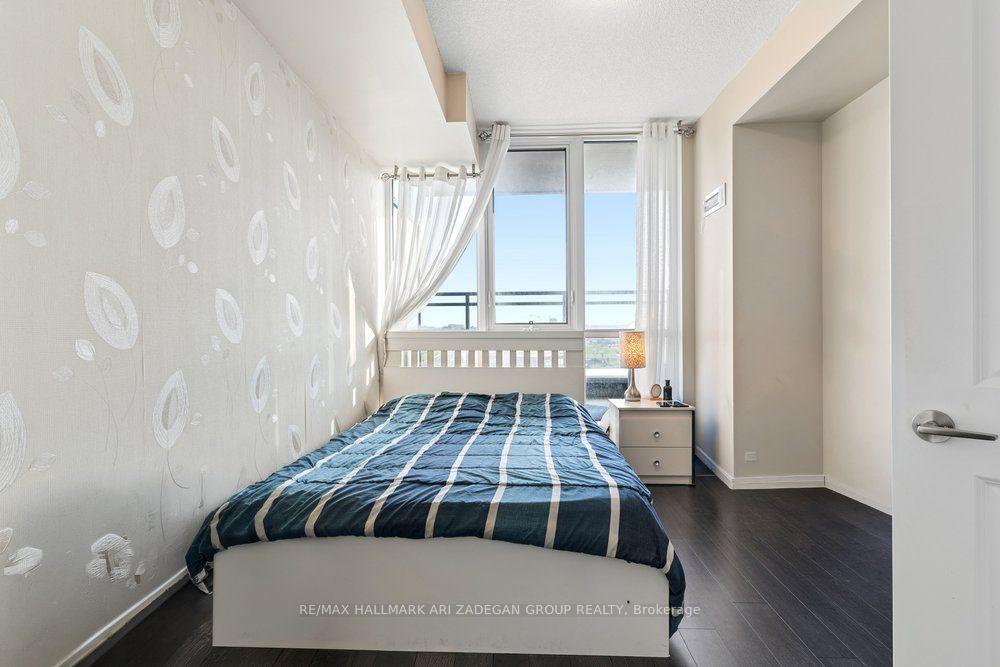 75 Eglinton Avenue W 505