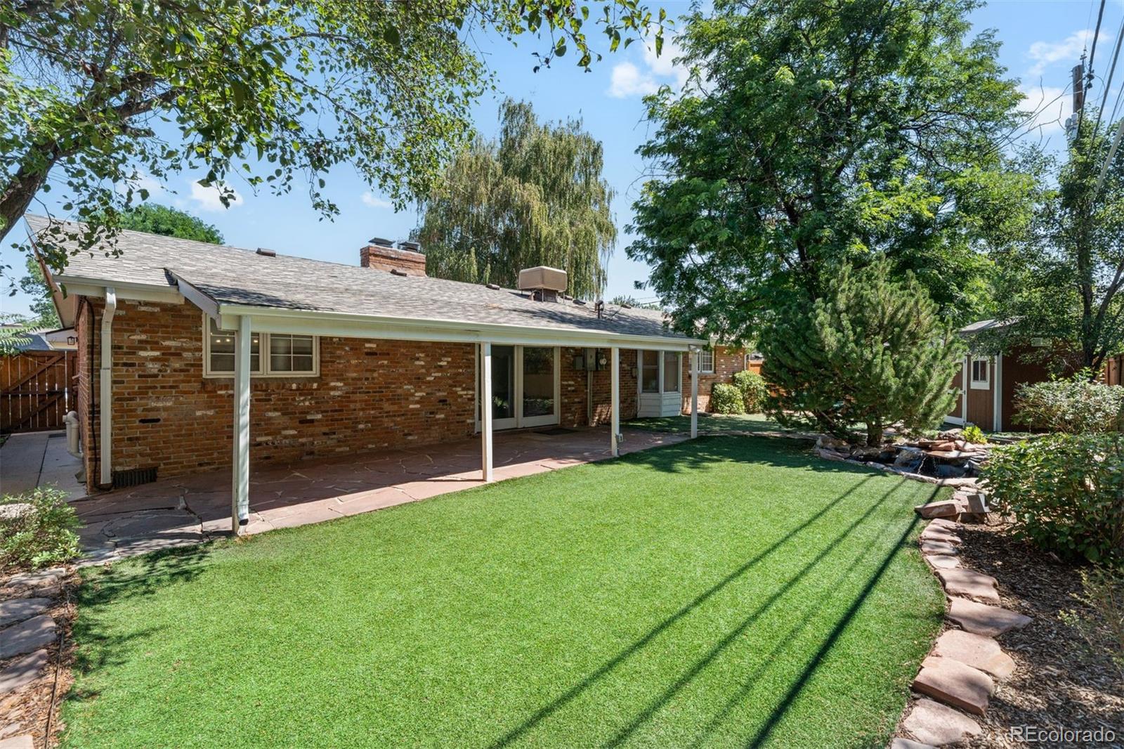 2290 E Columbia Place