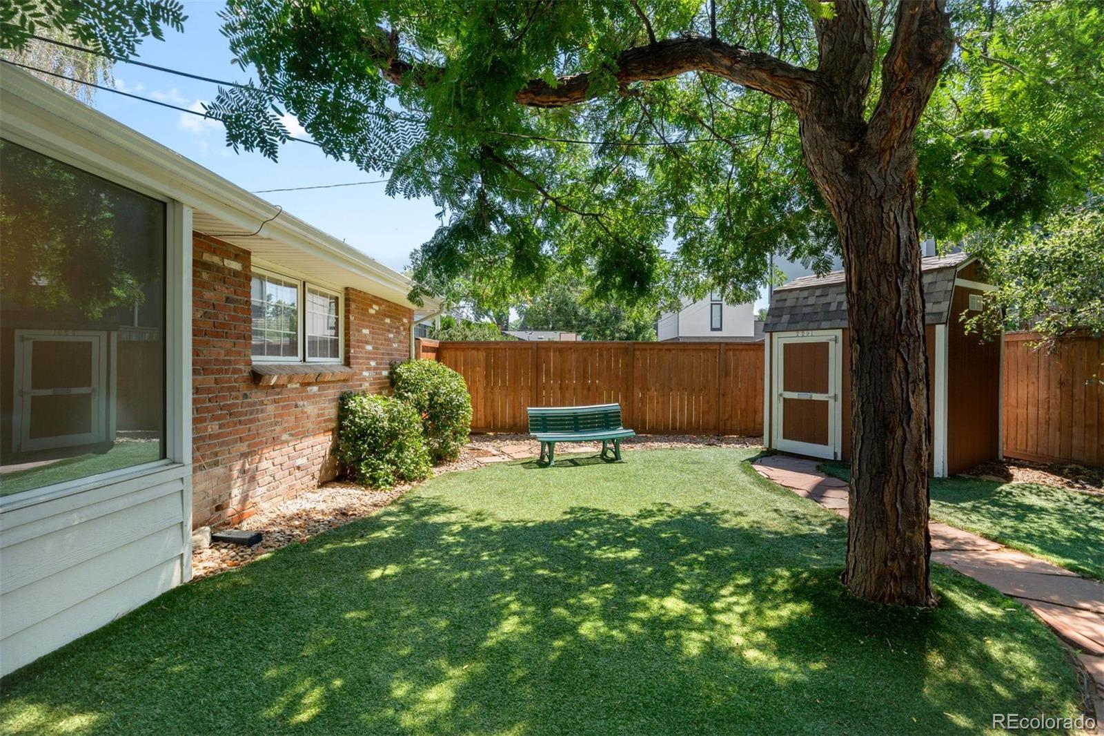 2290 E Columbia Place