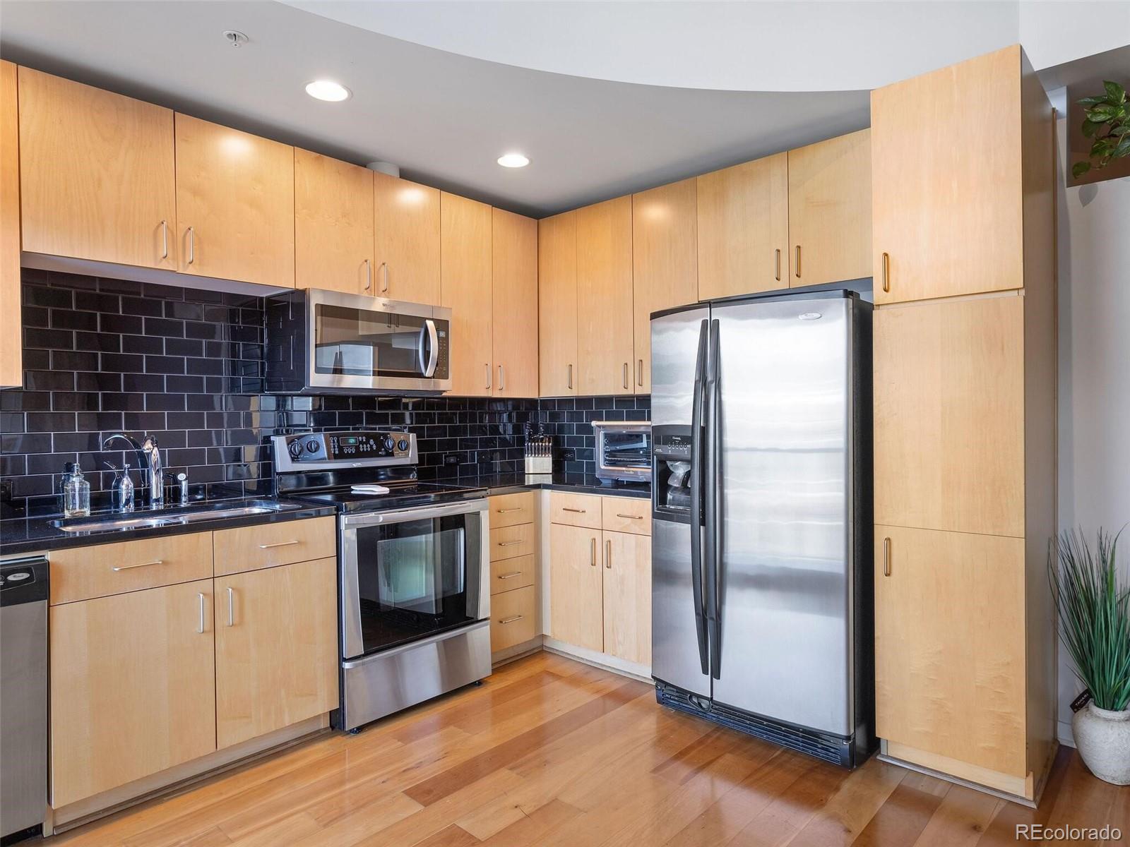 1700 Bassett Street Unit: 705