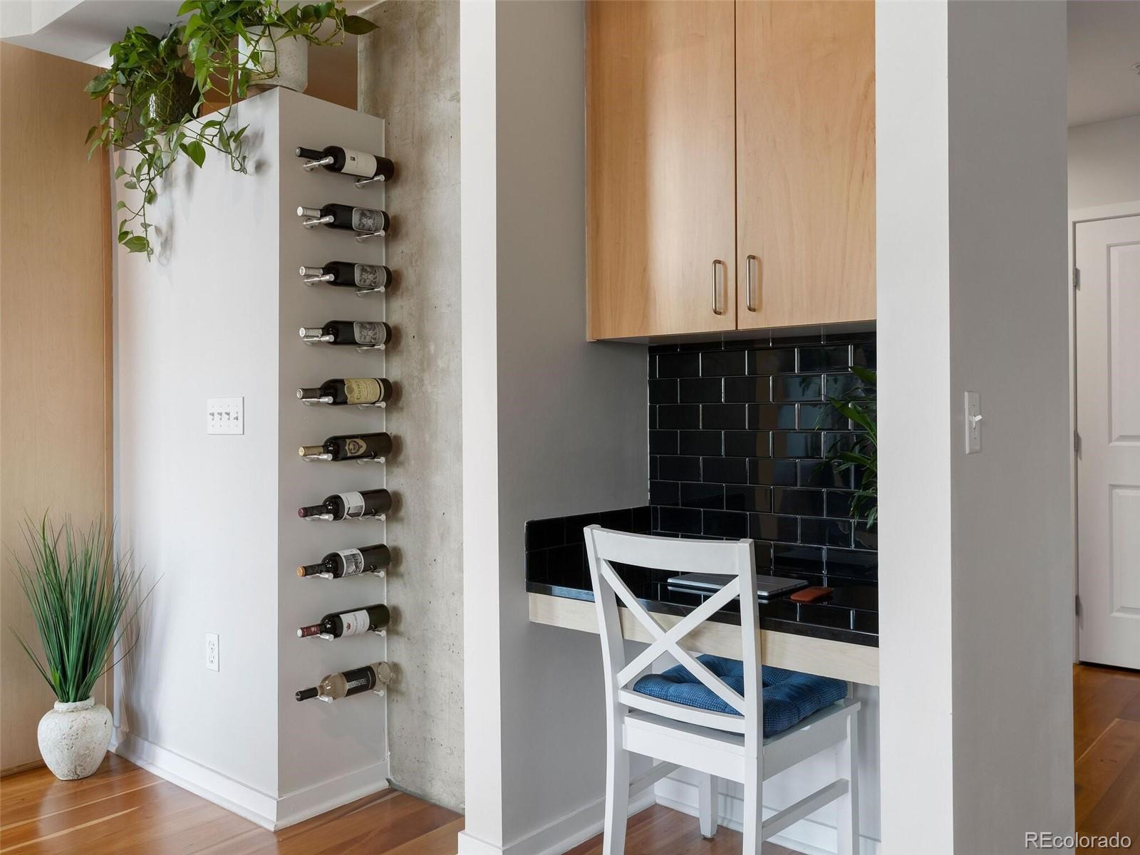 1700 Bassett Street Unit: 705