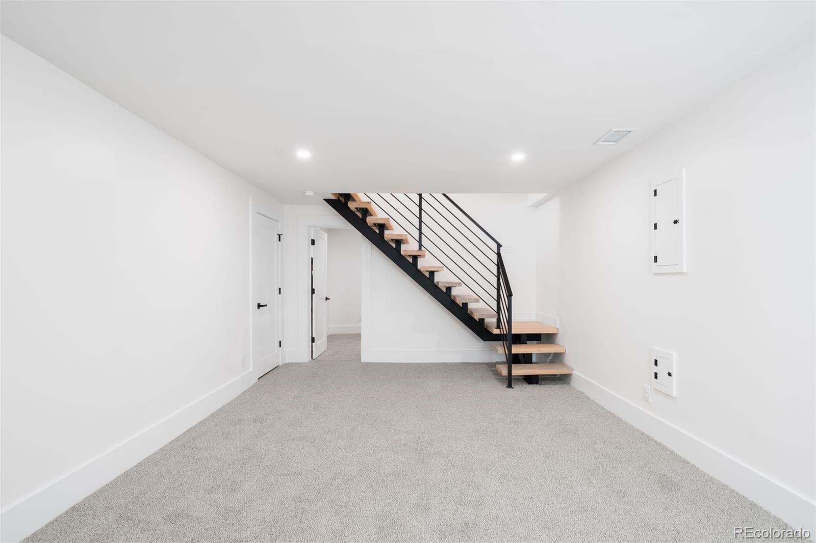 2917 Clermont Street