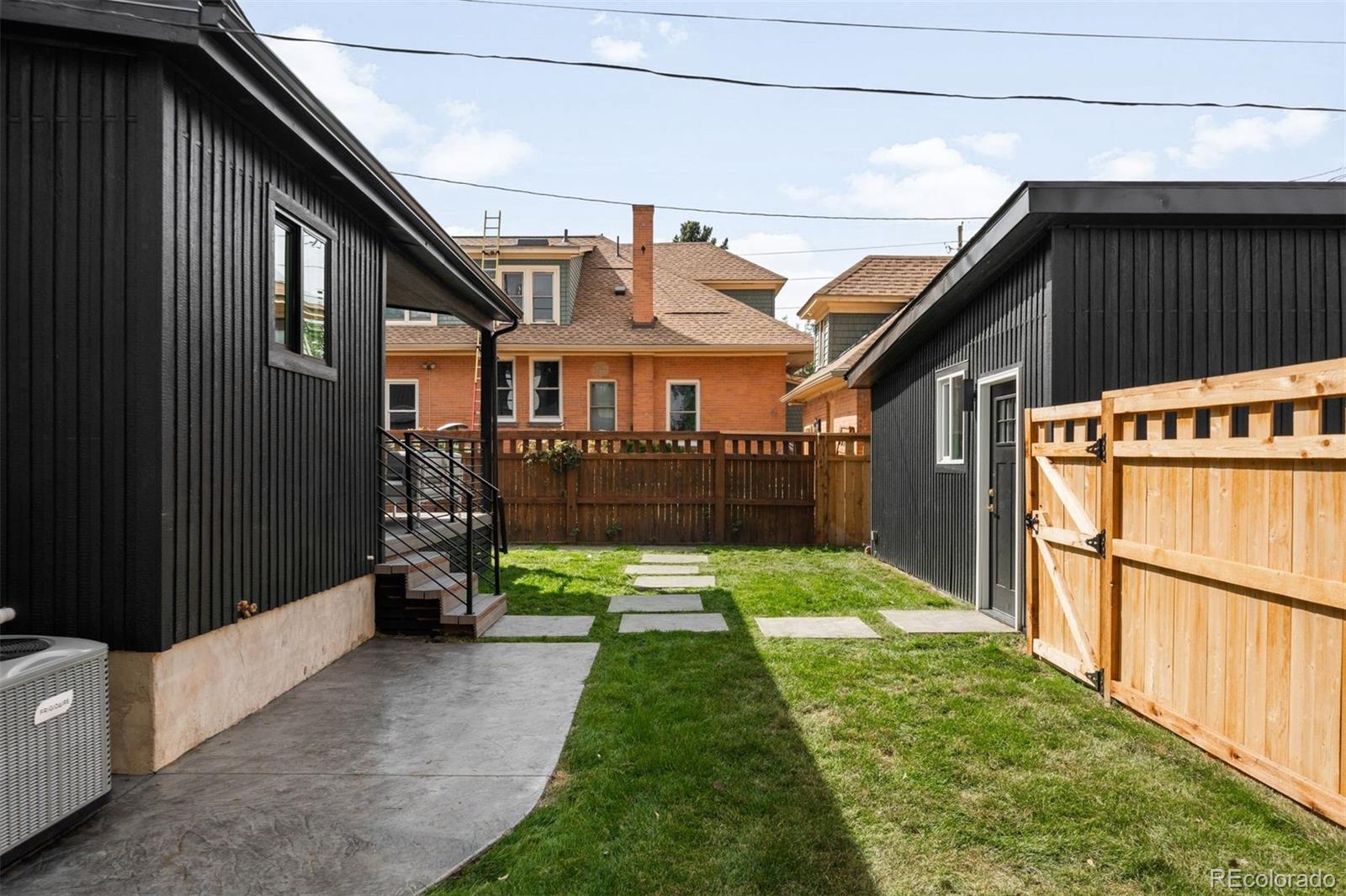 2917 Clermont Street