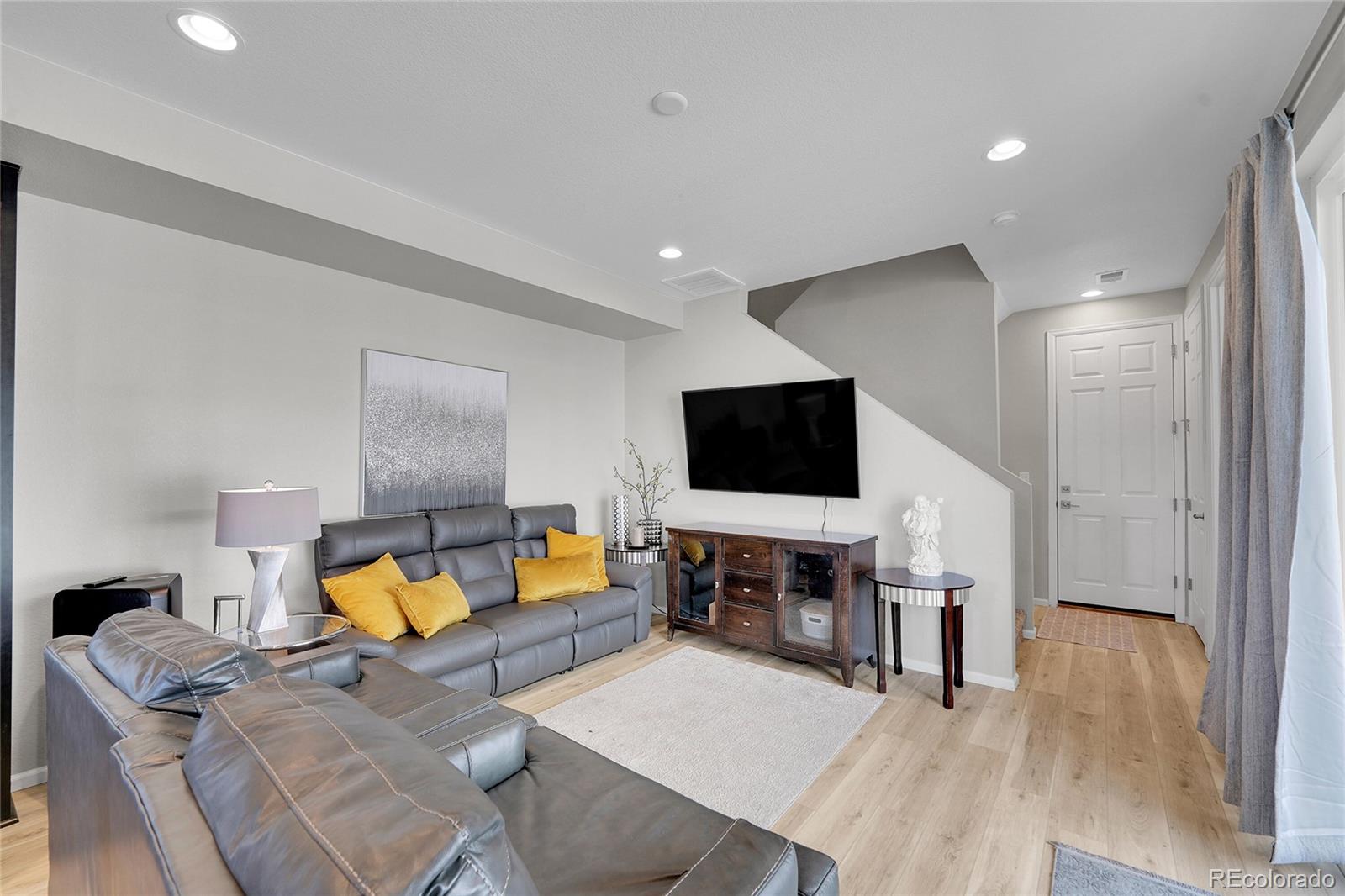 5228 Routt Street Unit: B