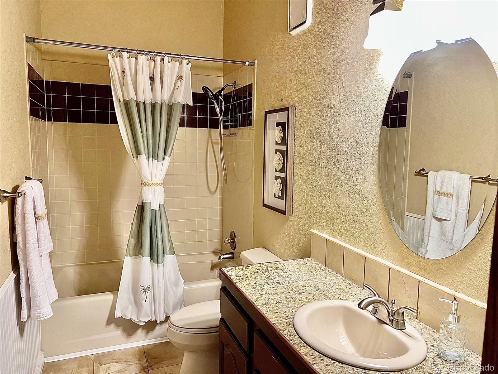 4825 S Ammons Street Unit: 115