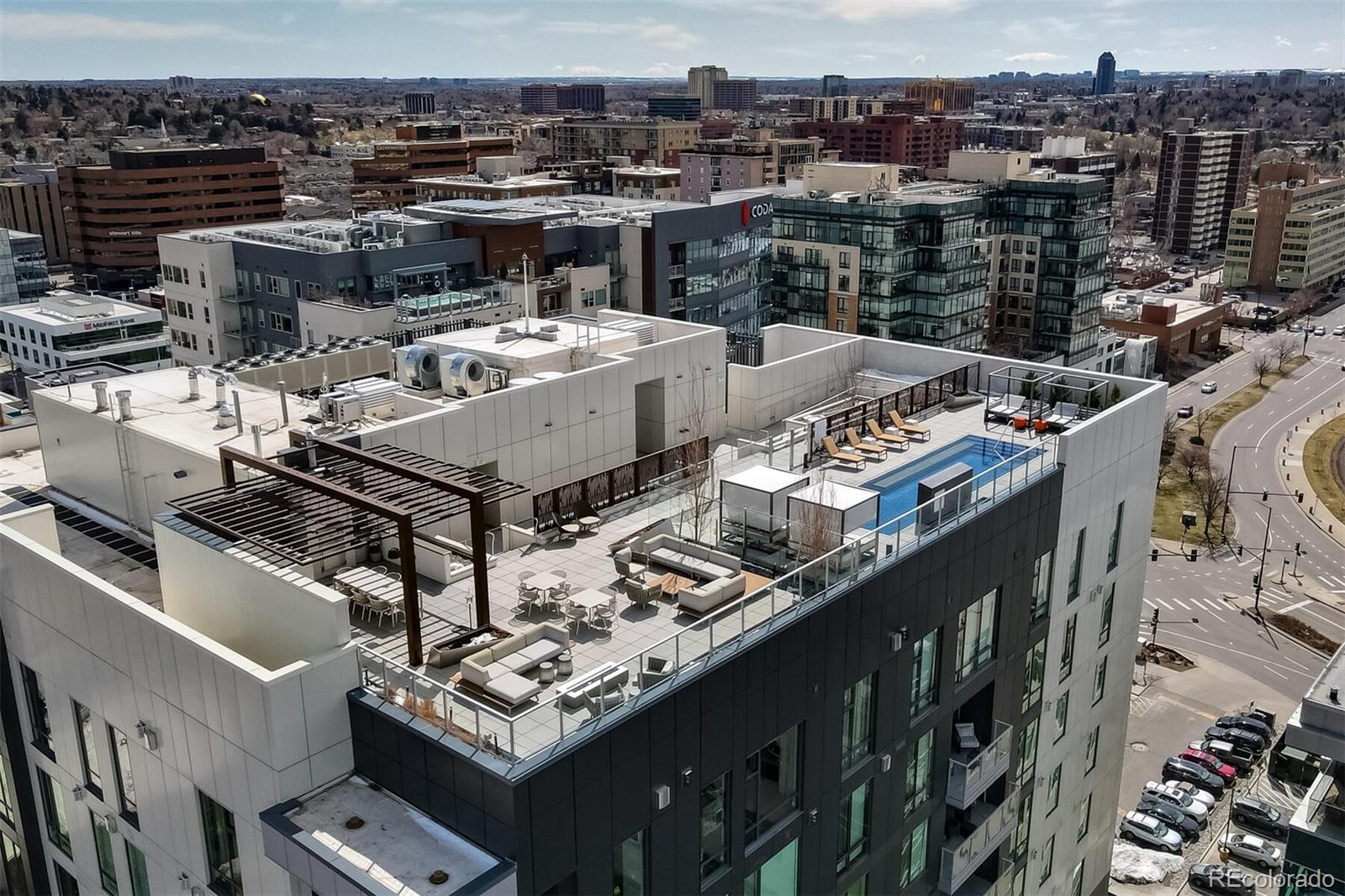 155 Steele Street Unit: 415