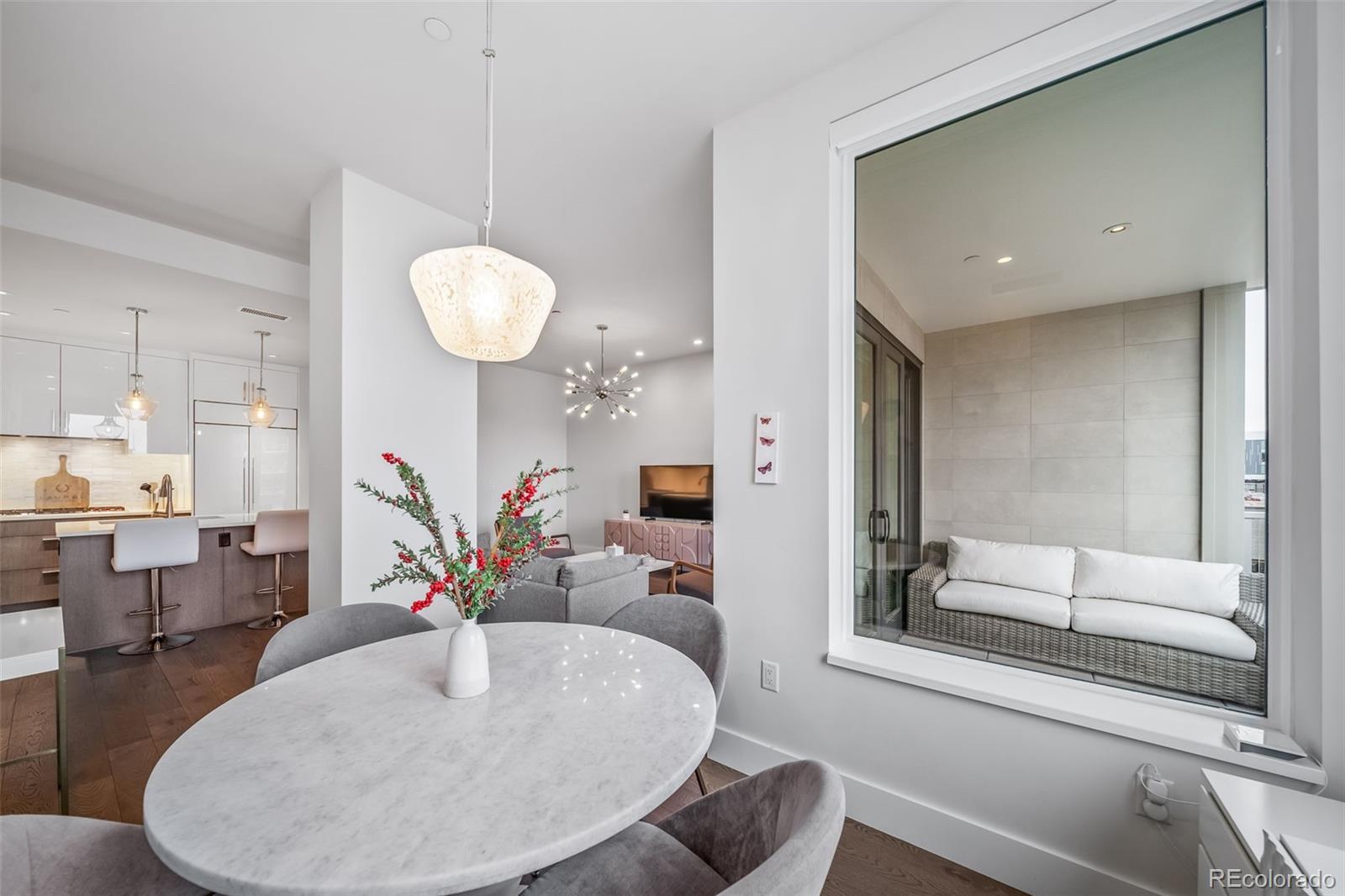 155 Steele Street Unit: 415