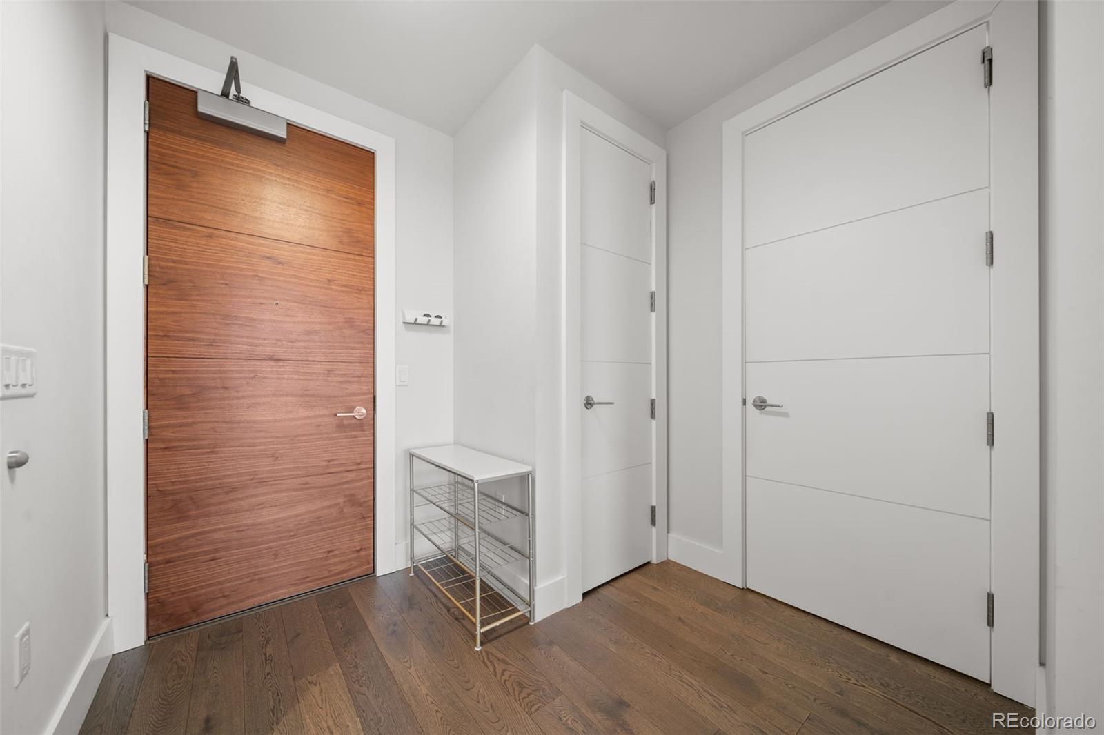155 Steele Street Unit: 415
