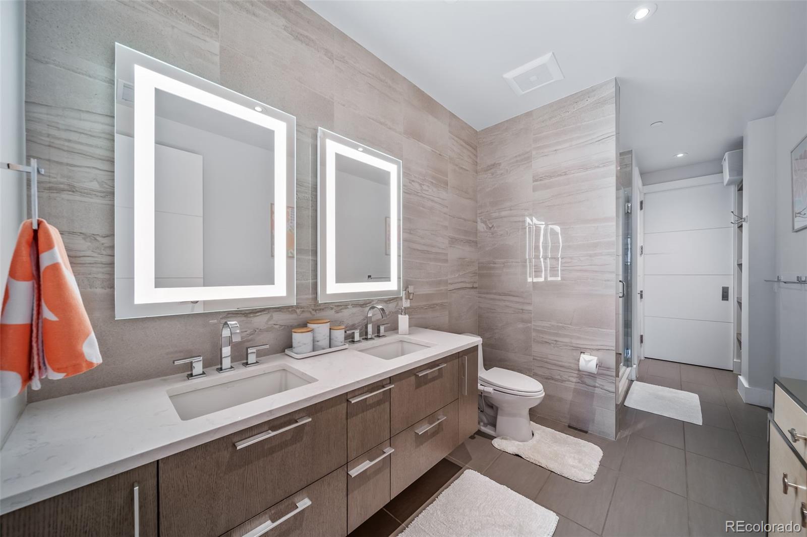 155 Steele Street Unit: 415