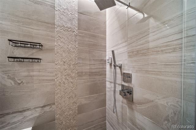 155 Steele Street Unit: 415