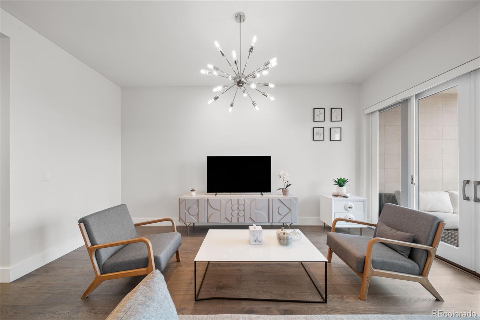 155 Steele Street Unit: 415