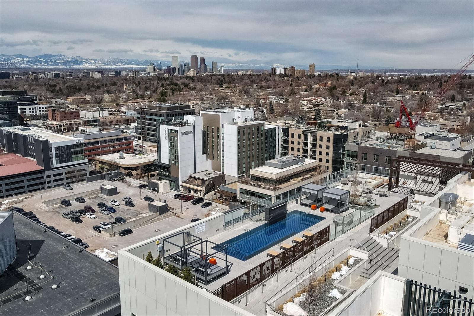 155 Steele Street Unit: 415