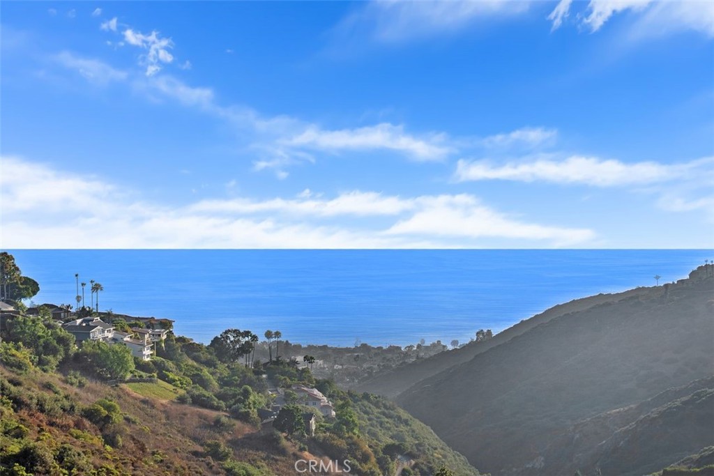 2516 Temple Hills Drive