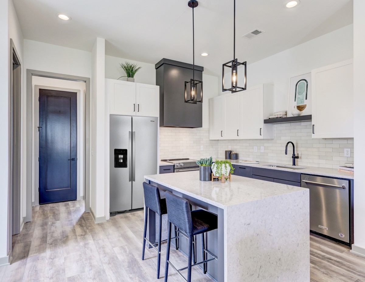 5700 California Avenue Unit: 74