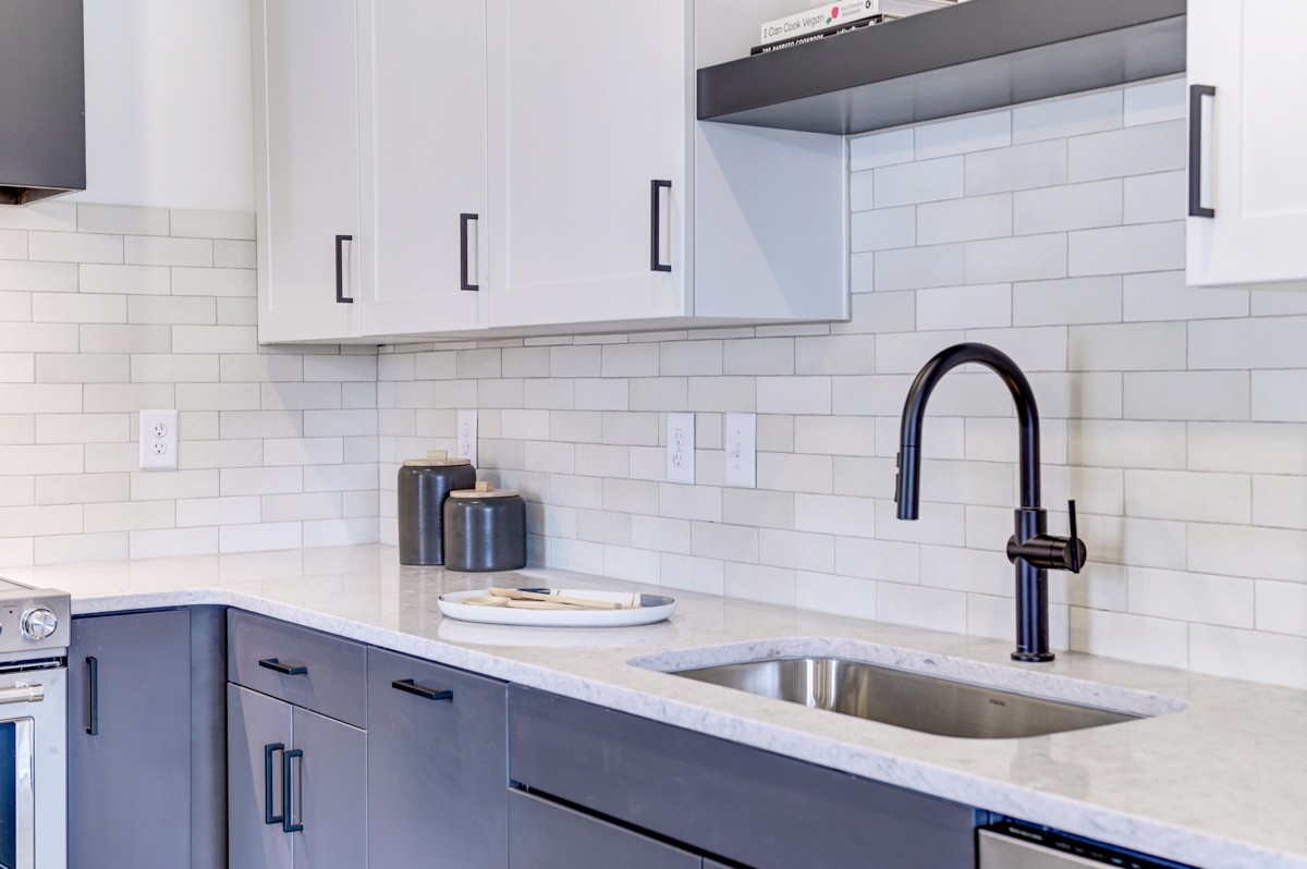 5700 California Avenue Unit: 74