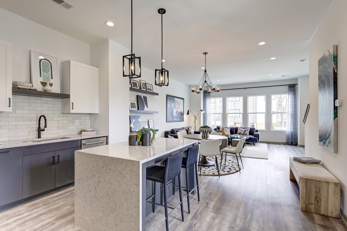 5700 California Avenue Unit: 74
