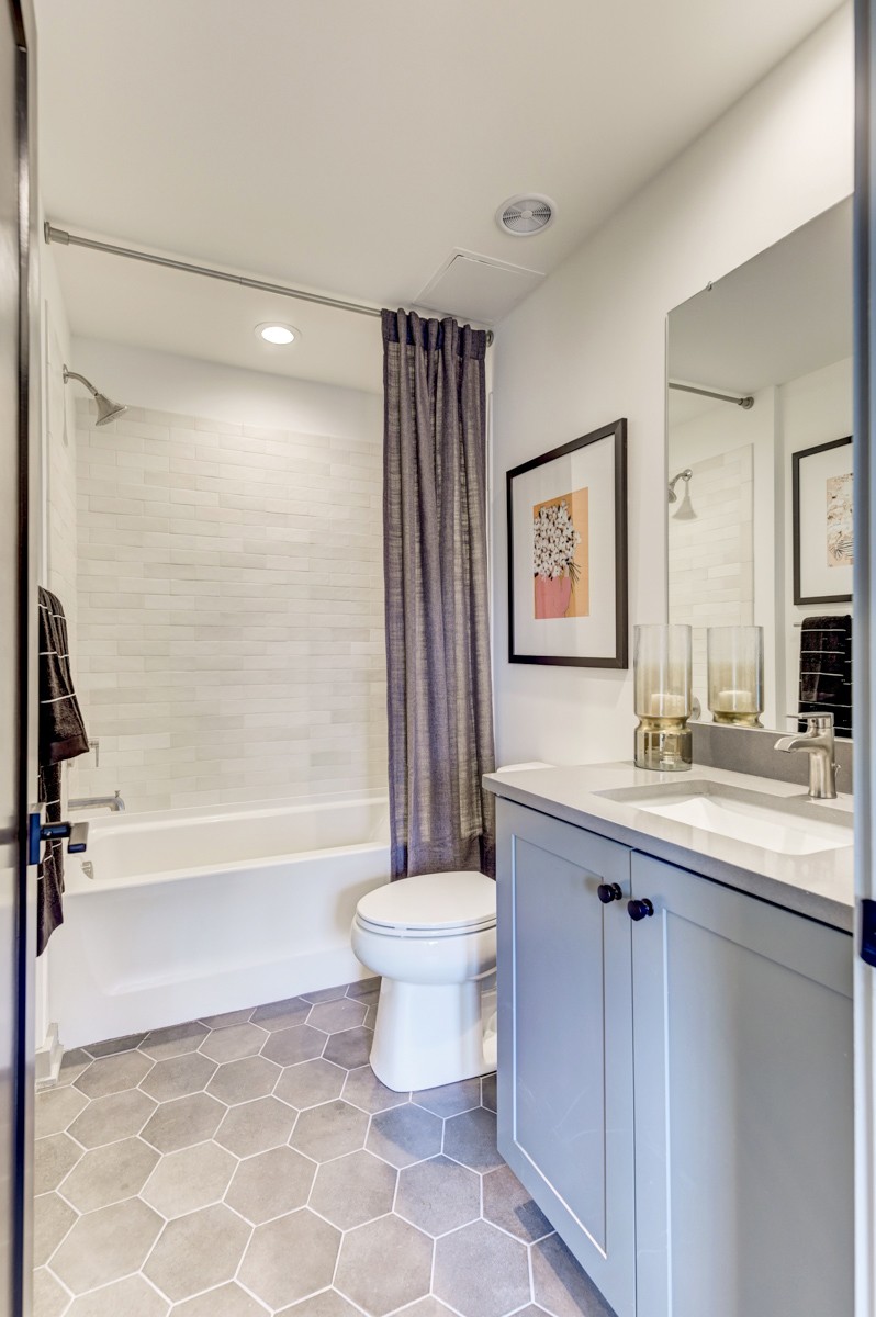 5700 California Avenue Unit: 74