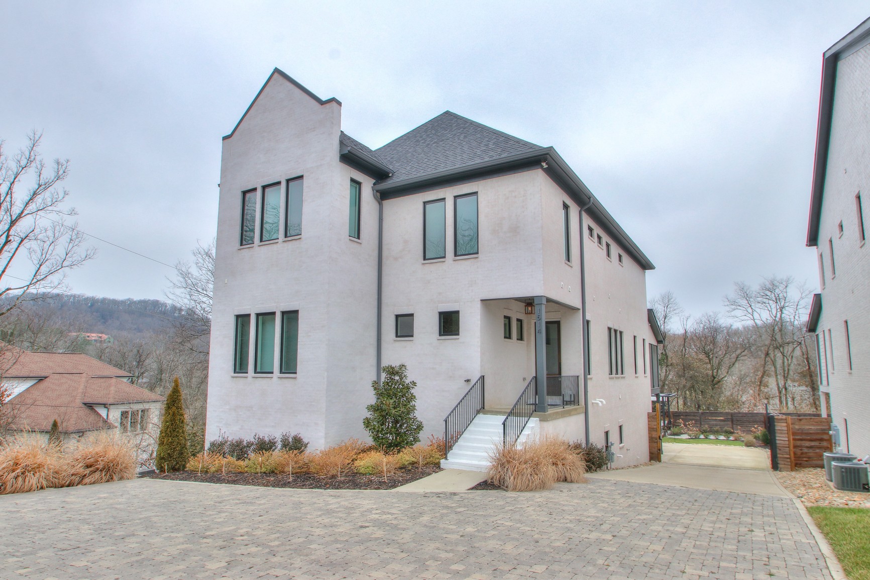 1514 Tyne Blvd