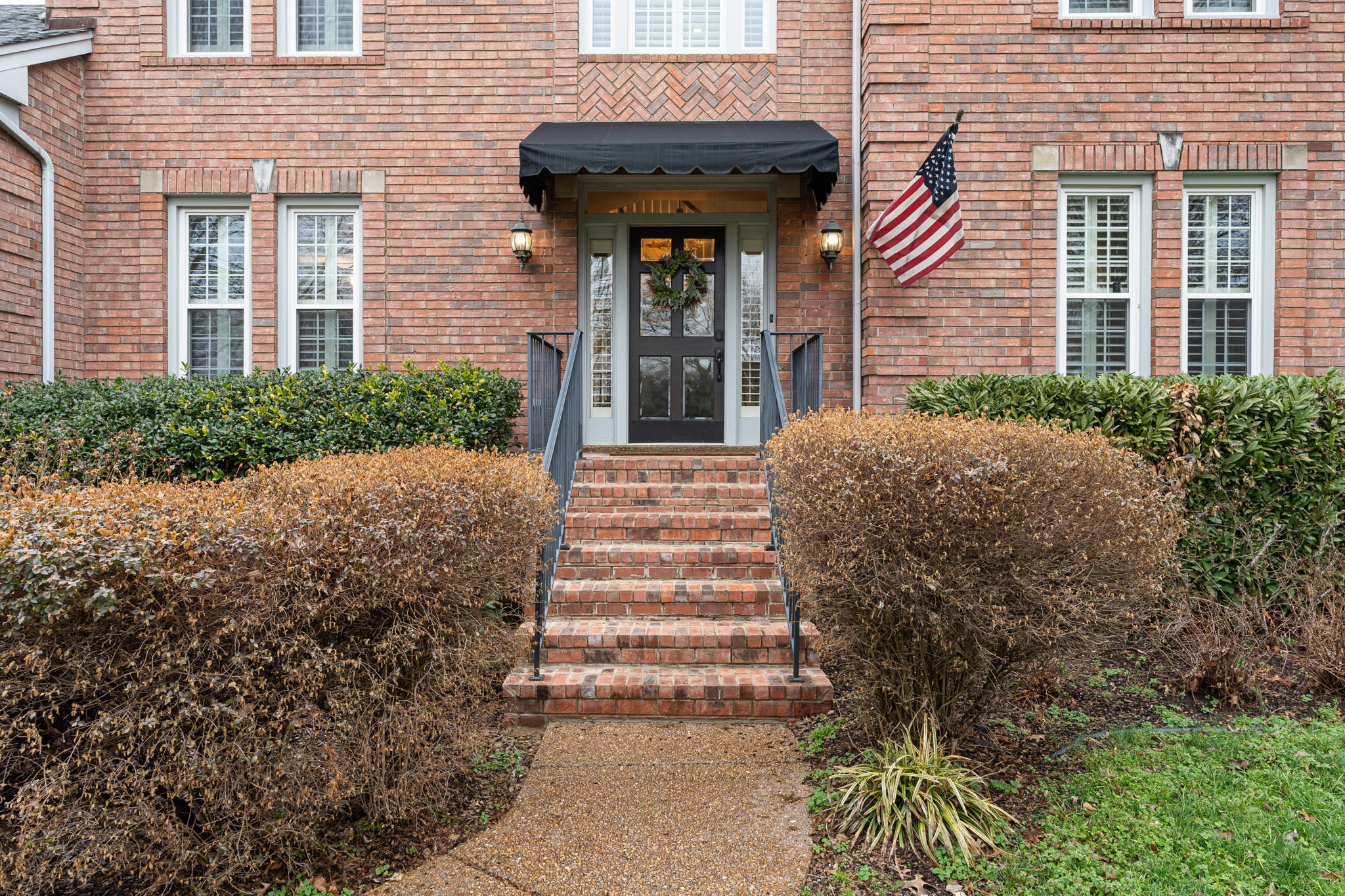 910 Riverbend Rd