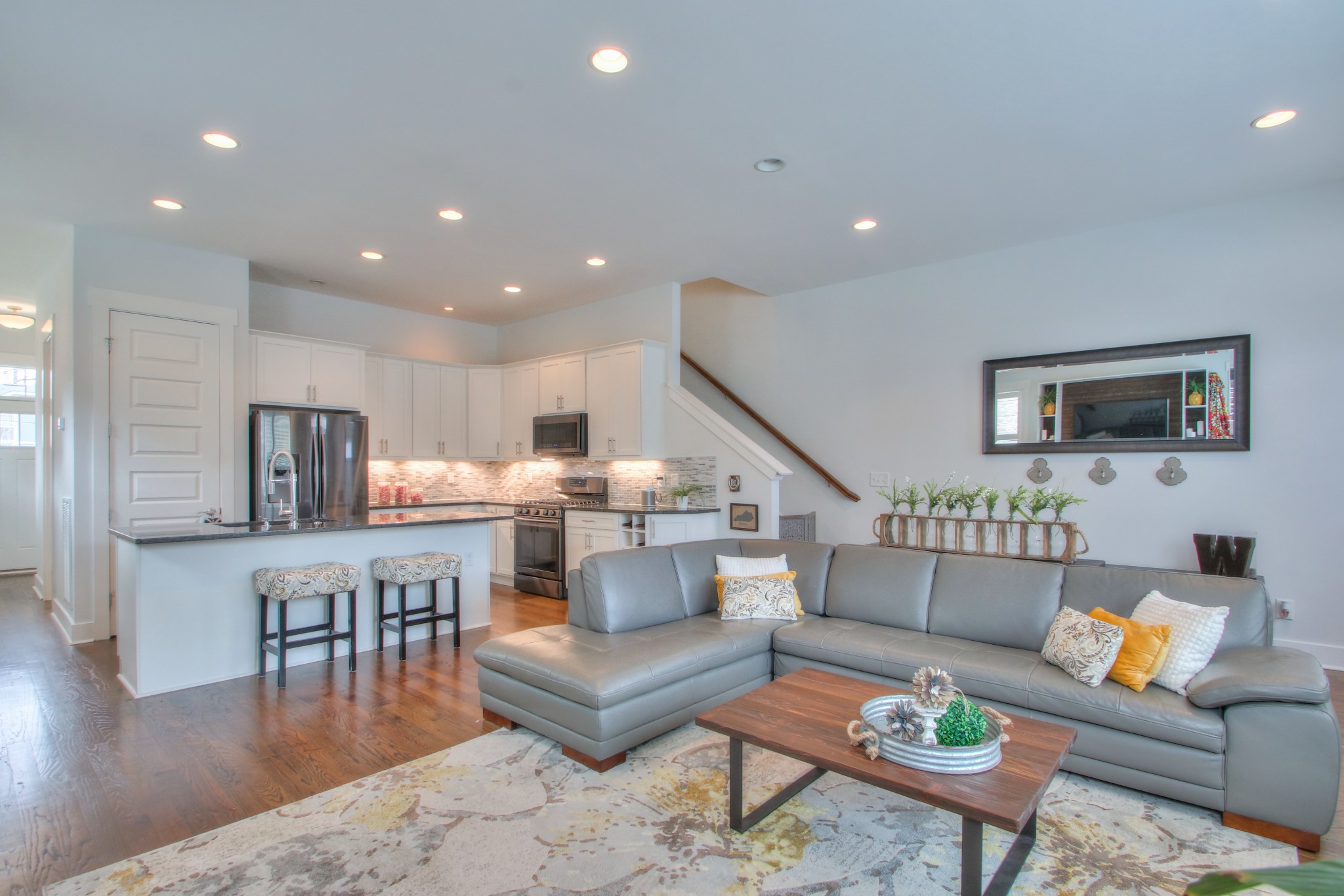 915 Elvira Ave Unit: A