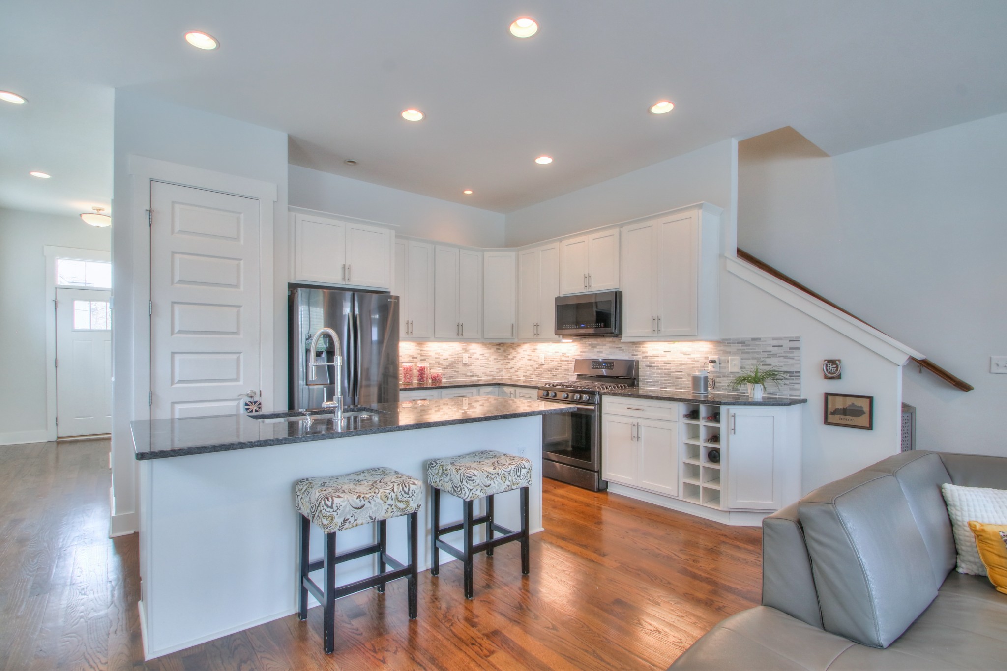 915 Elvira Ave Unit: A