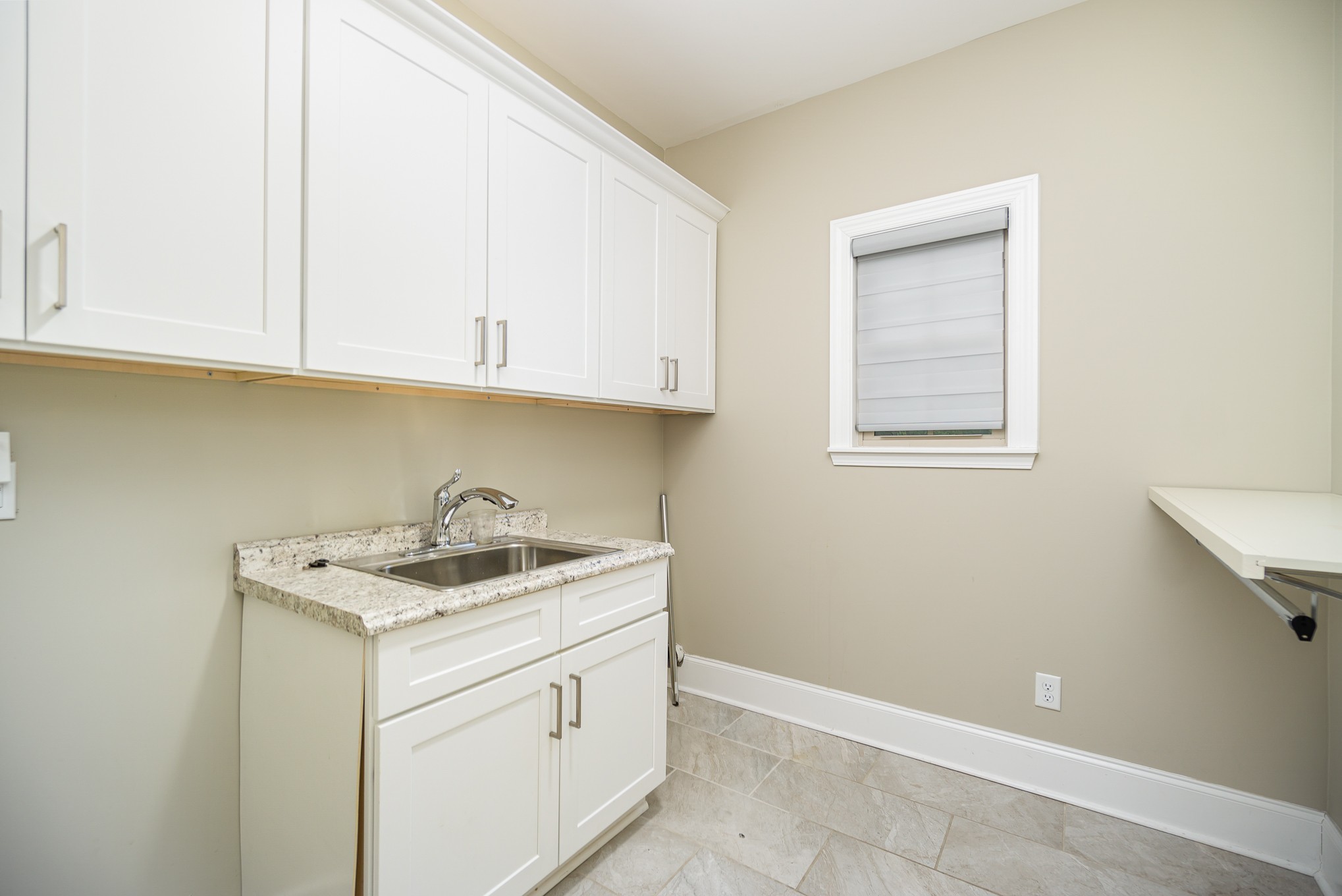 309 Dillehay Ct