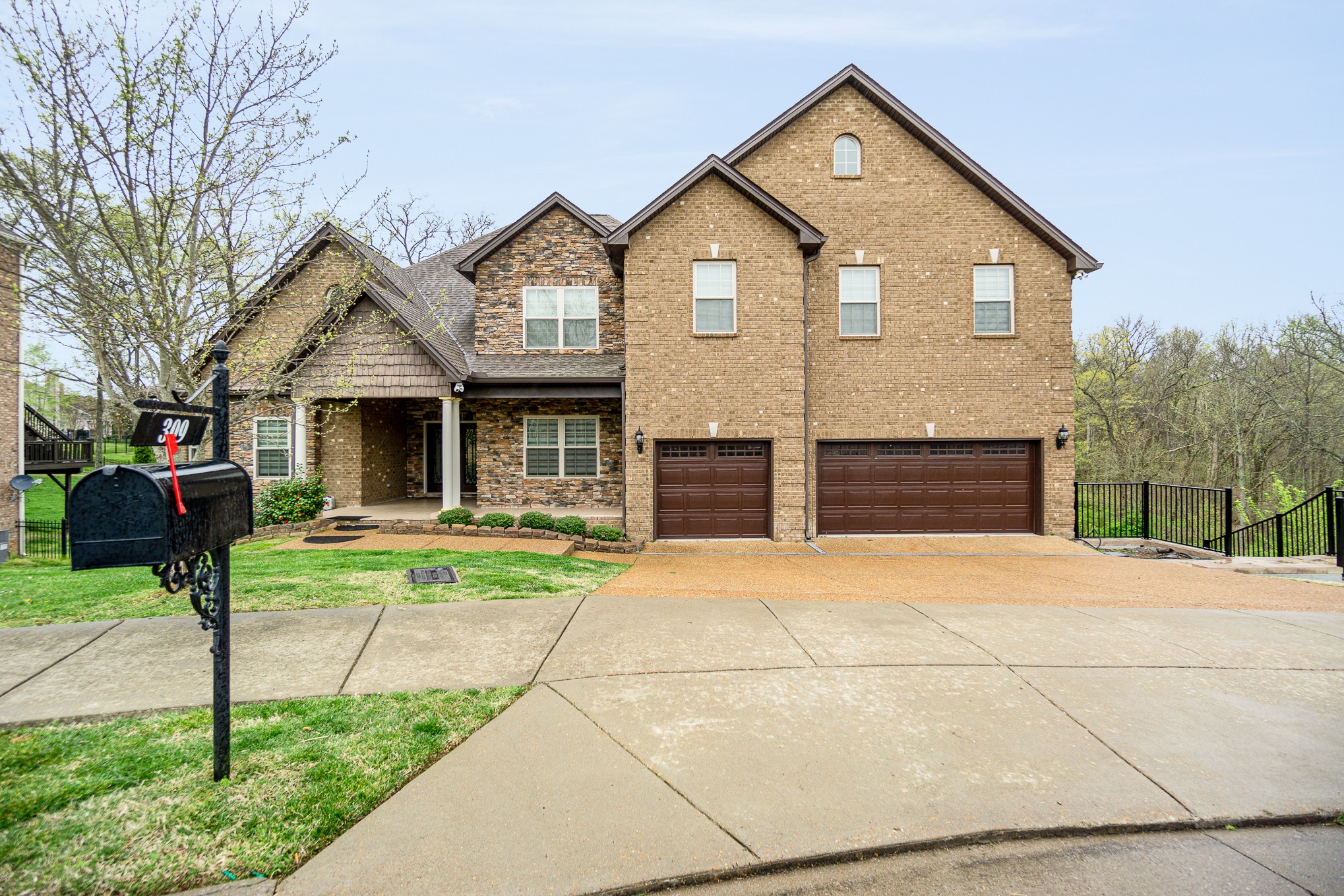 309 Dillehay Ct