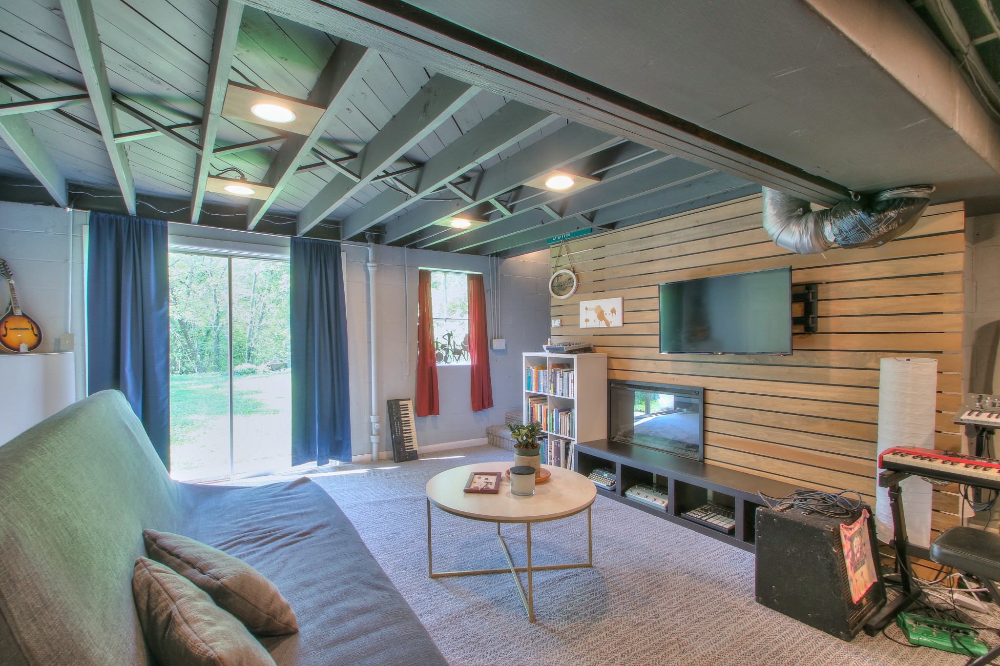 2504 Alvinwood Dr