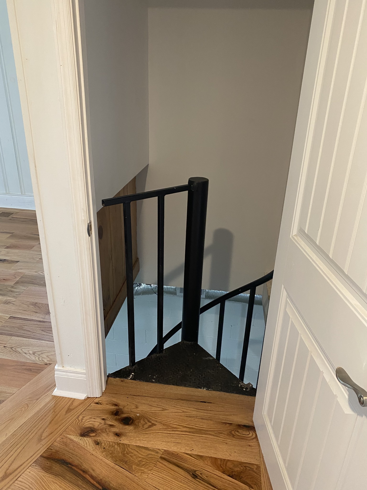 212 Rayon Dr