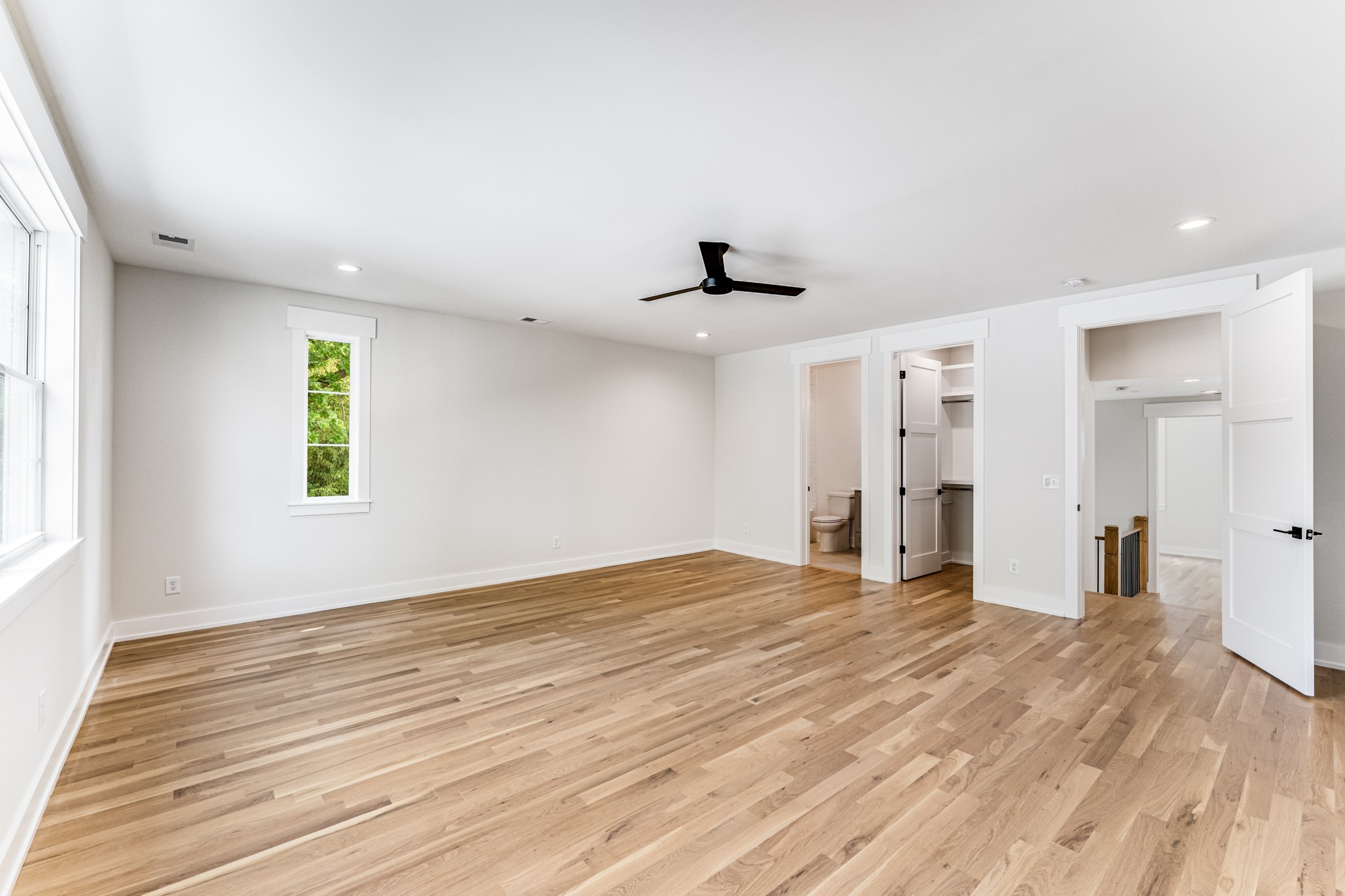4704 Dakota Ave