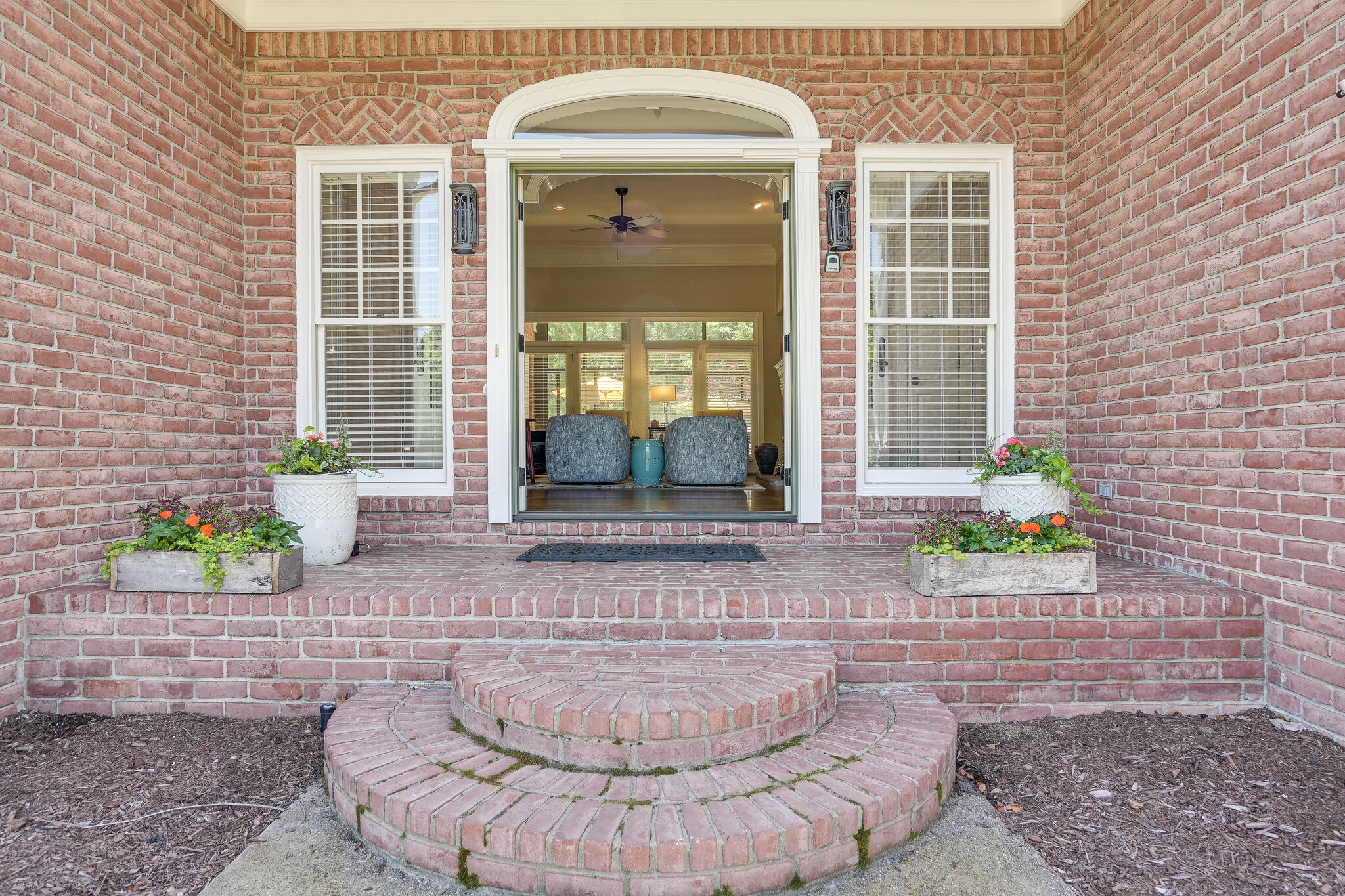 917 Yearling Way