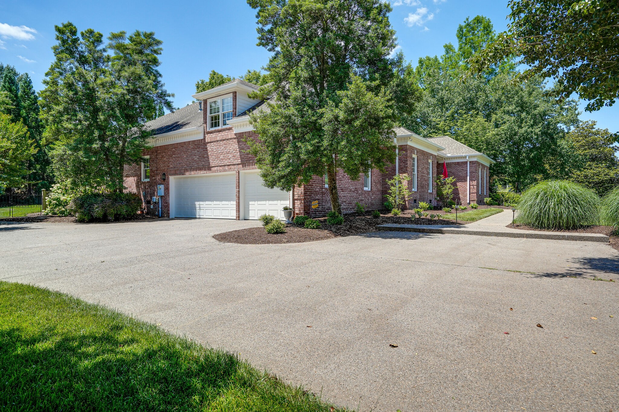 917 Yearling Way