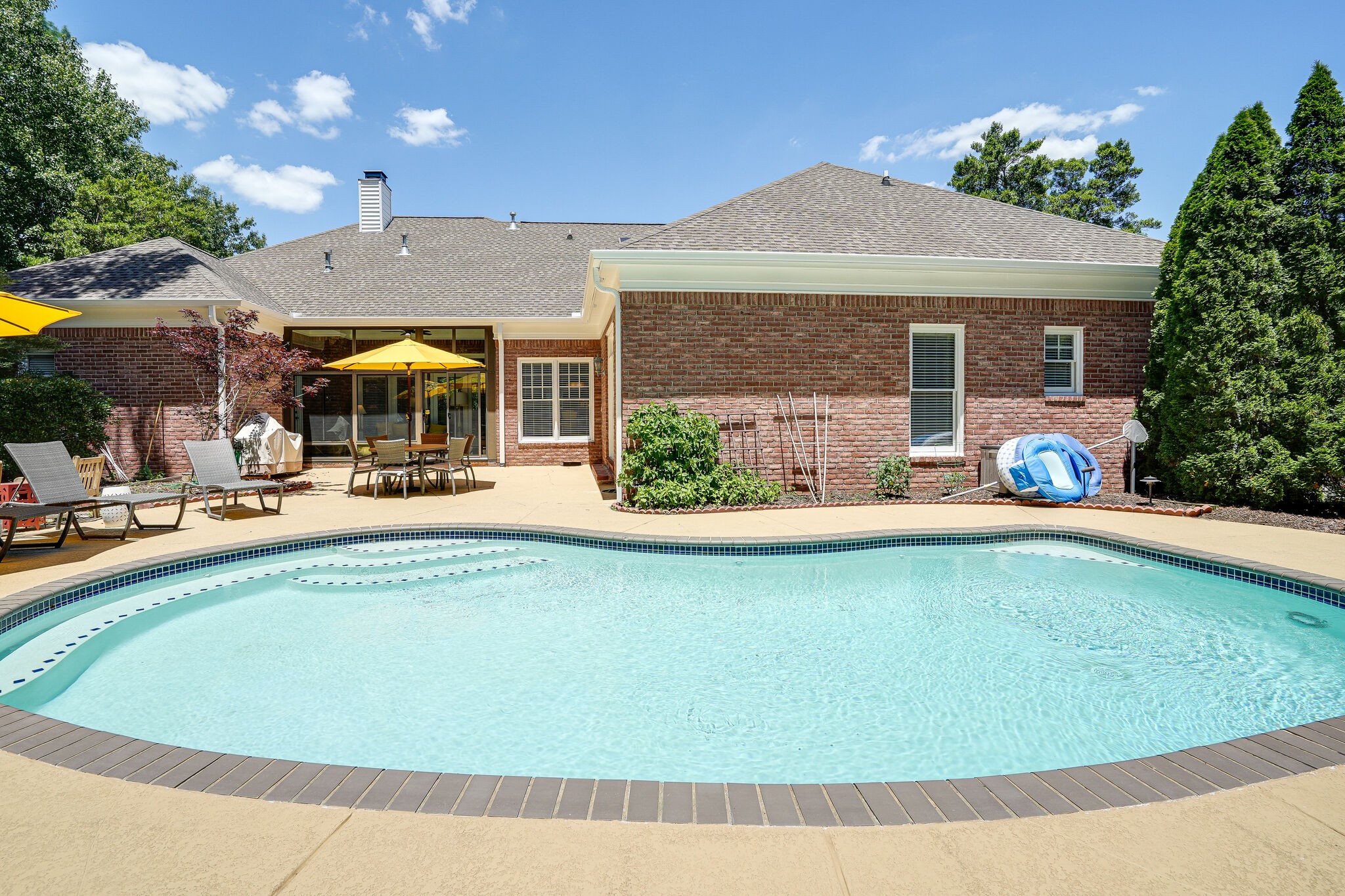 917 Yearling Way