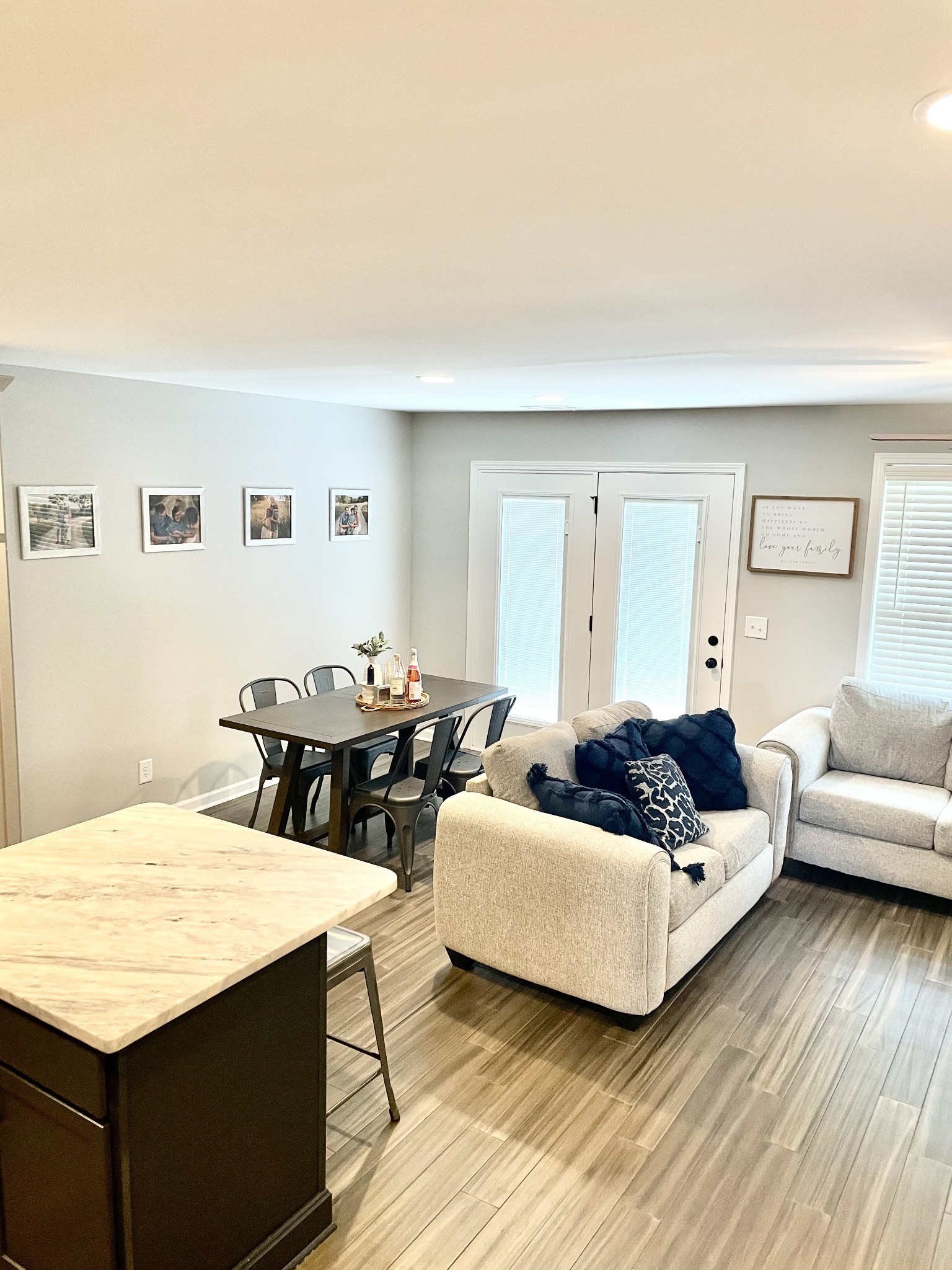 275 Signature Pl