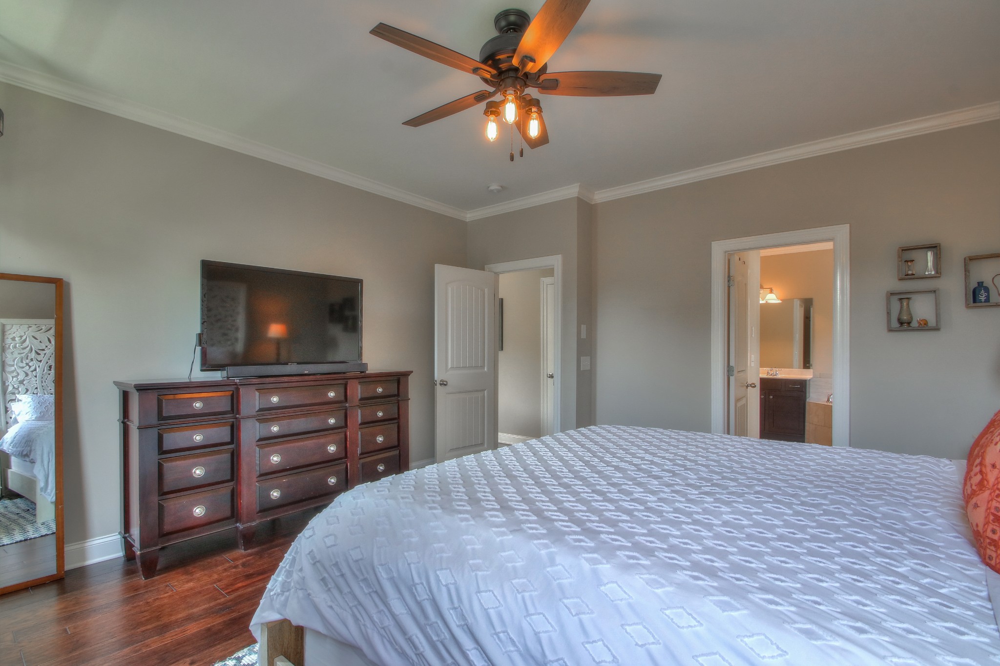 7158 Triple Crown Ln