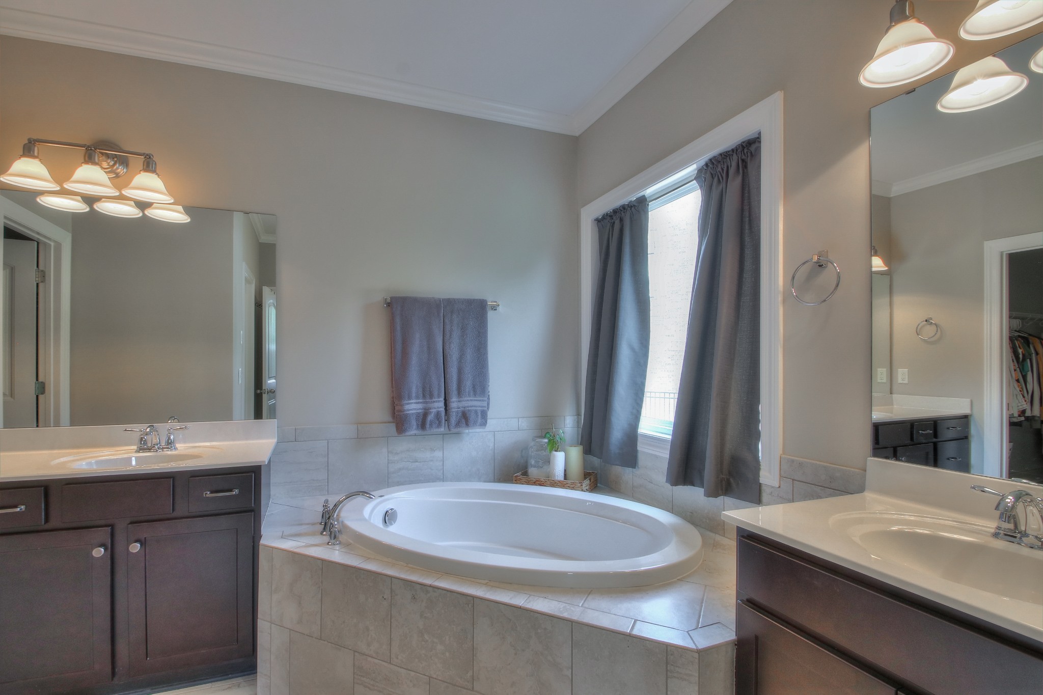 7158 Triple Crown Ln