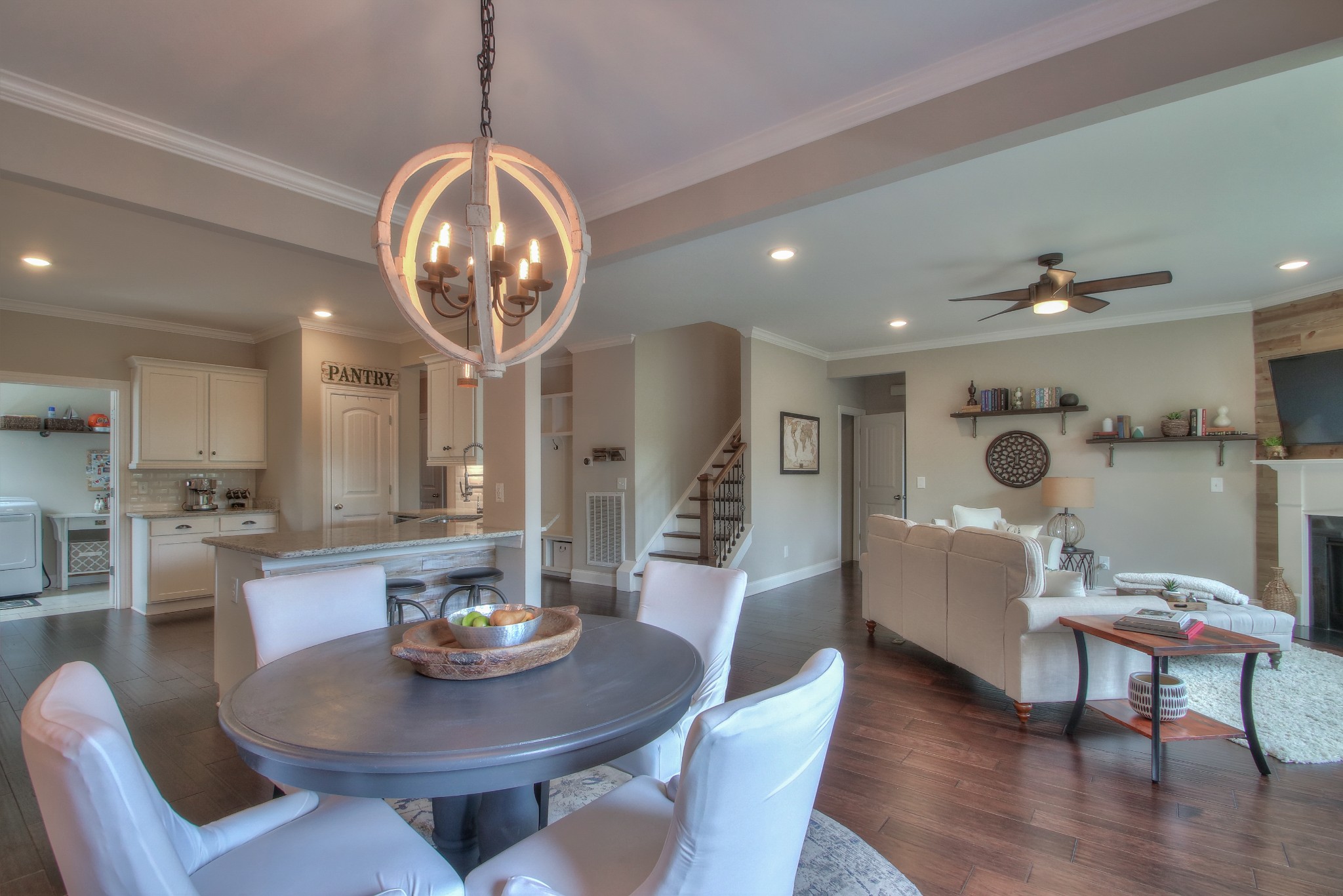 7158 Triple Crown Ln