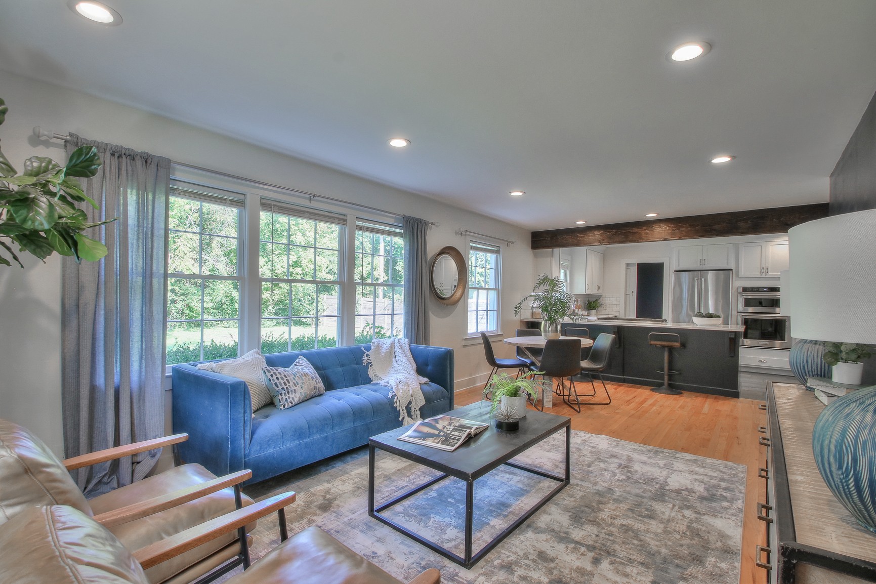 1502 Figuers Dr
