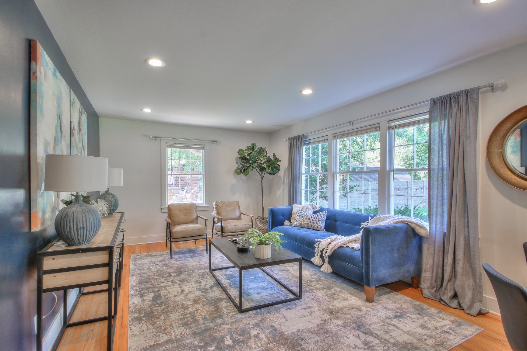 1502 Figuers Dr