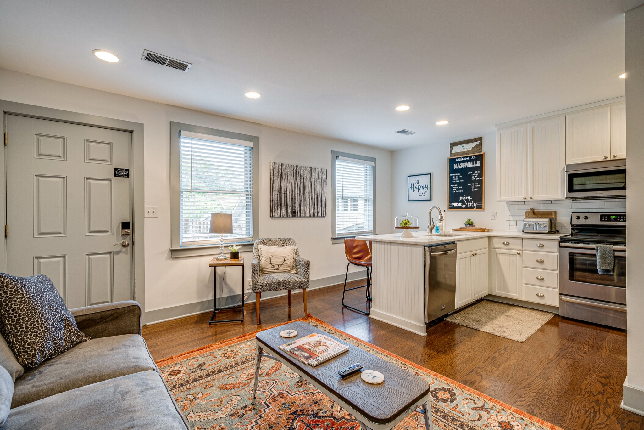 818 Fatherland St Unit: 5