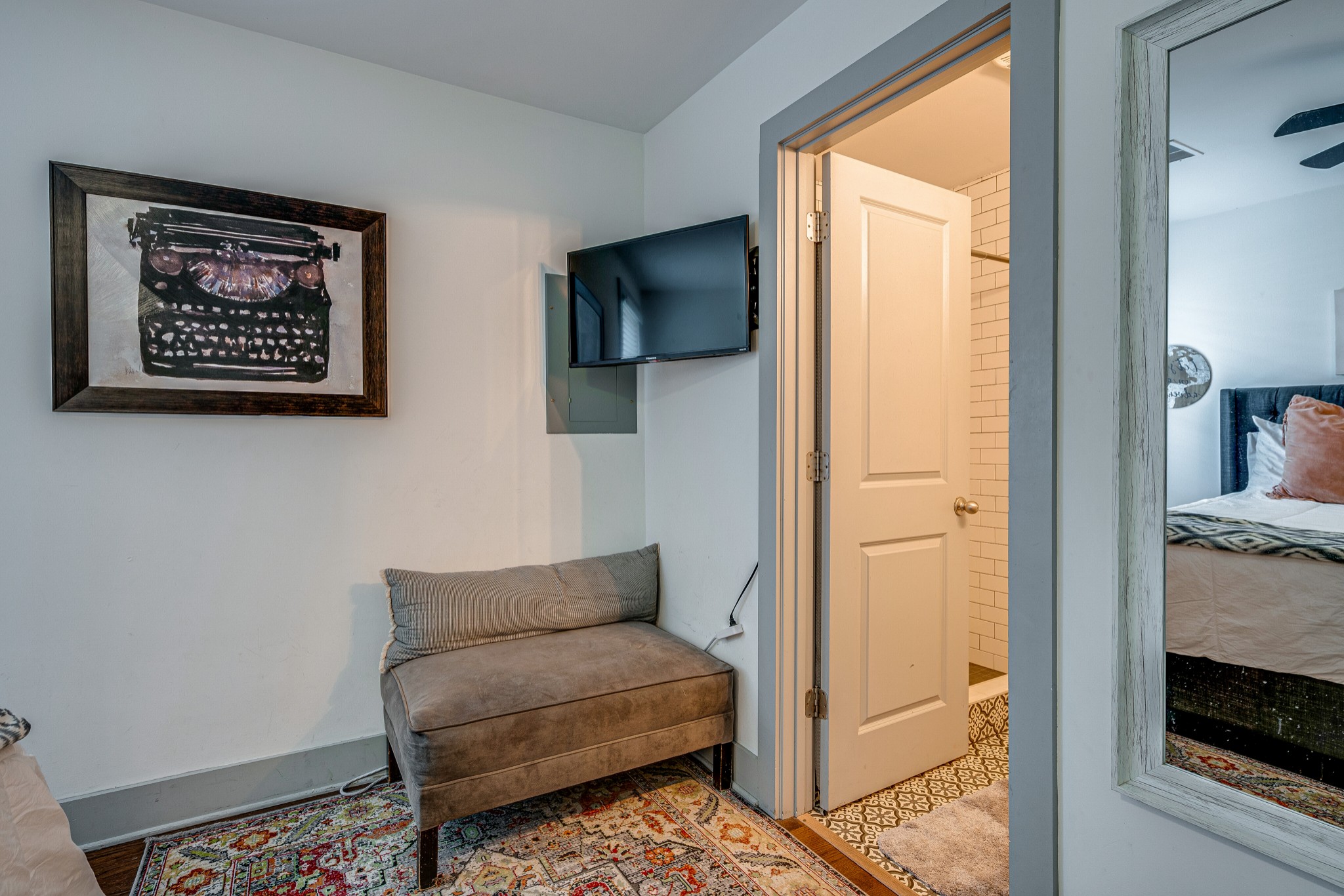 818 Fatherland St Unit: 5