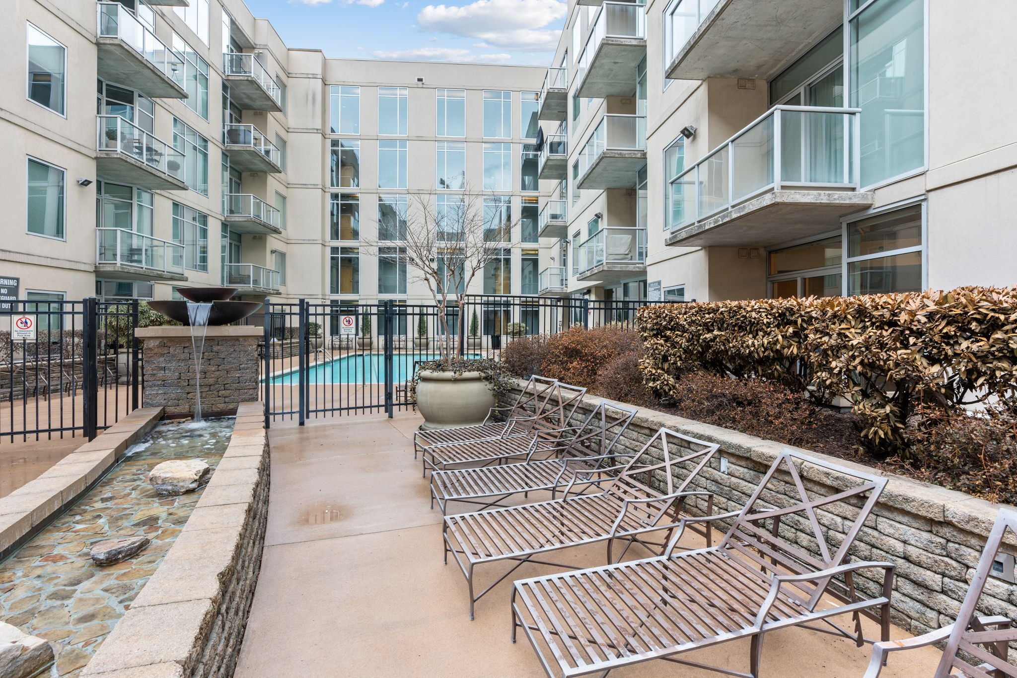 600 12th Ave, S Unit: 401