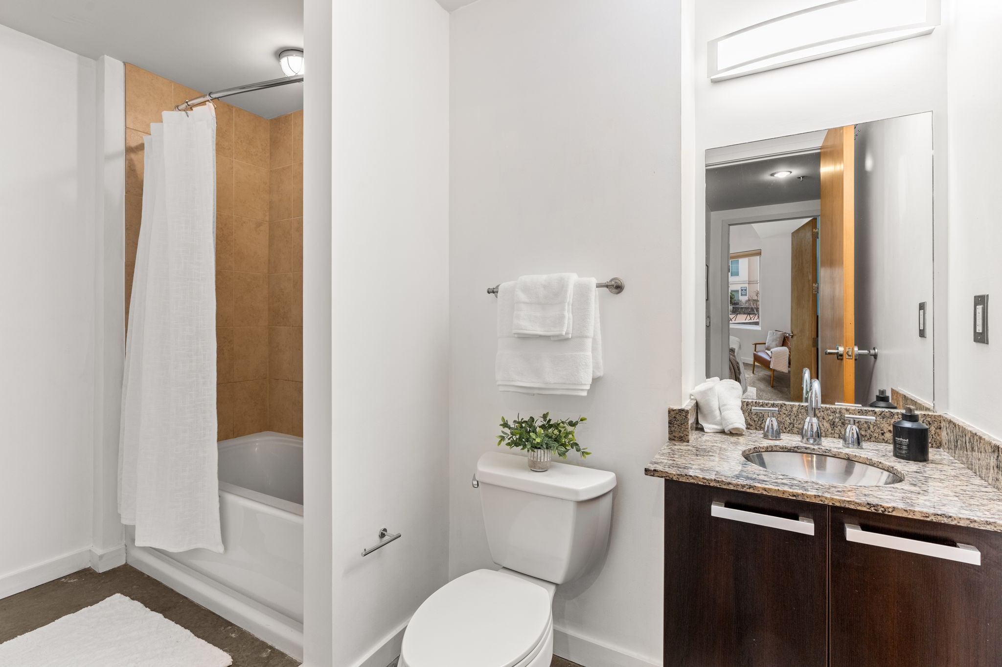 600 12th Ave, S Unit: 401