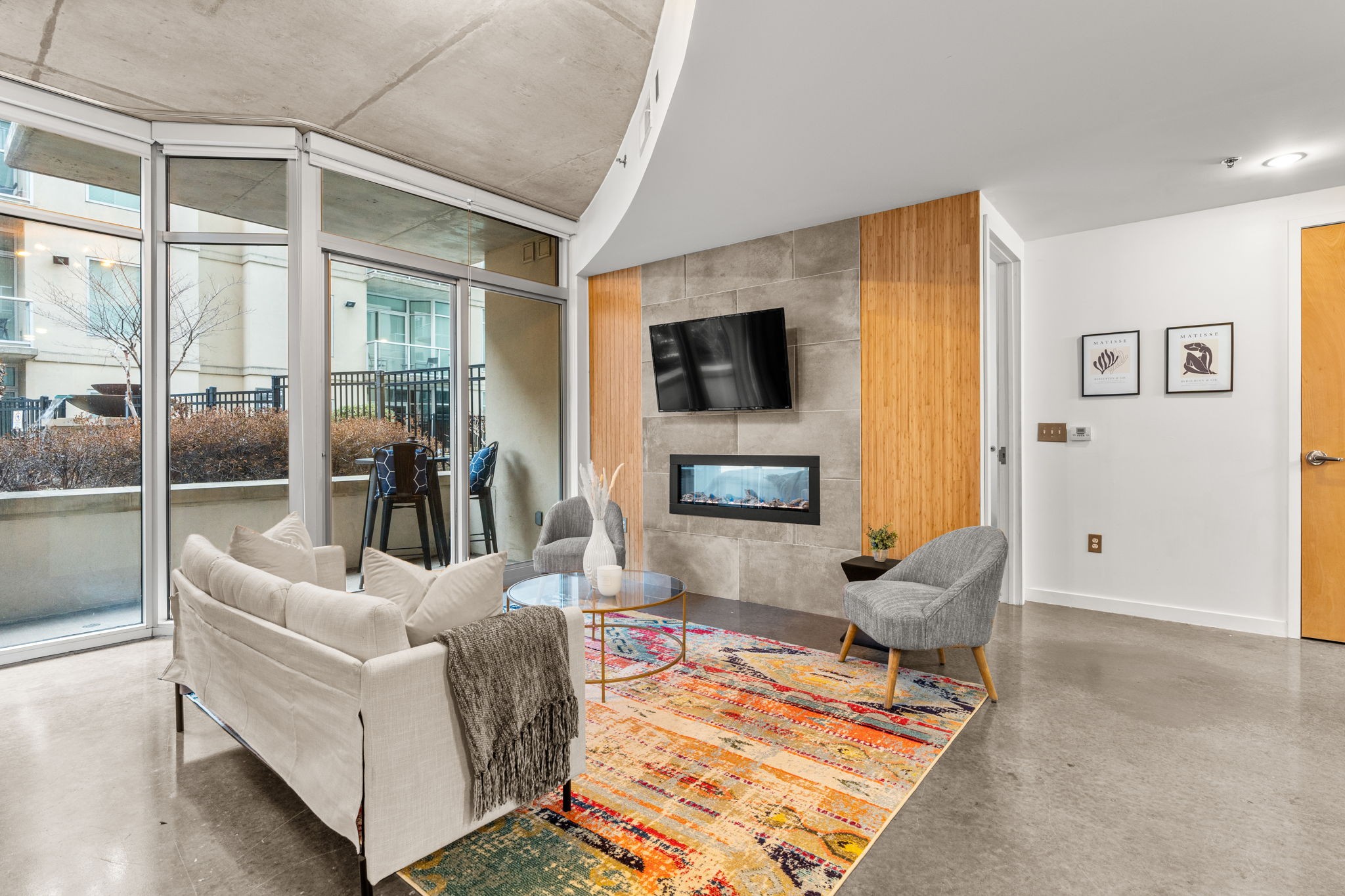 600 12th Ave, S Unit: 401