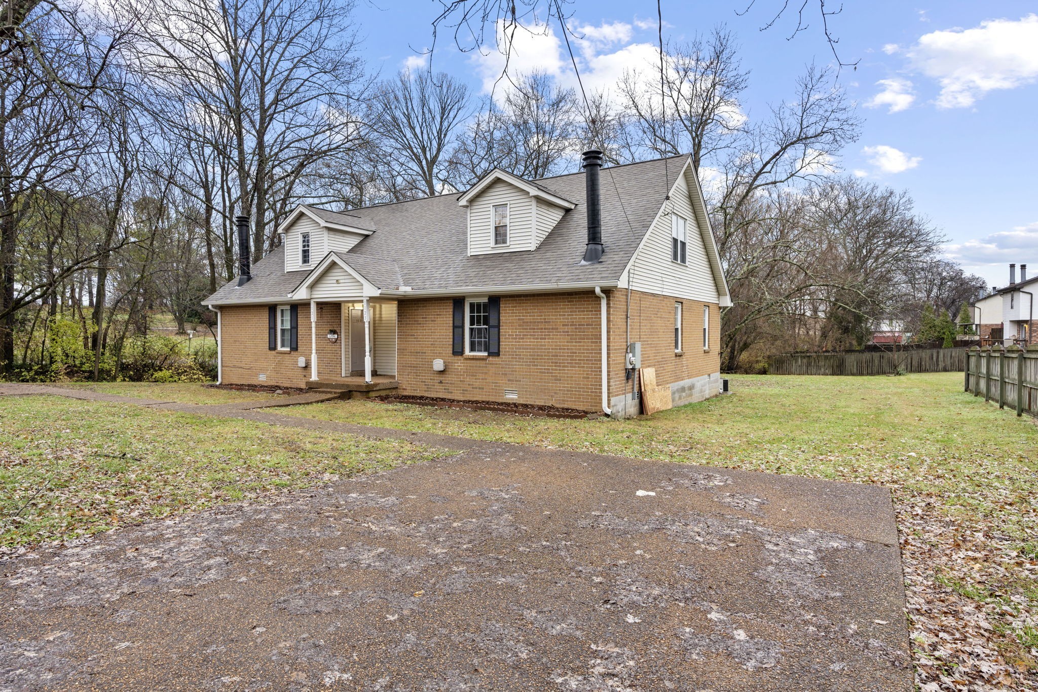 1123 Apple Valley Rd