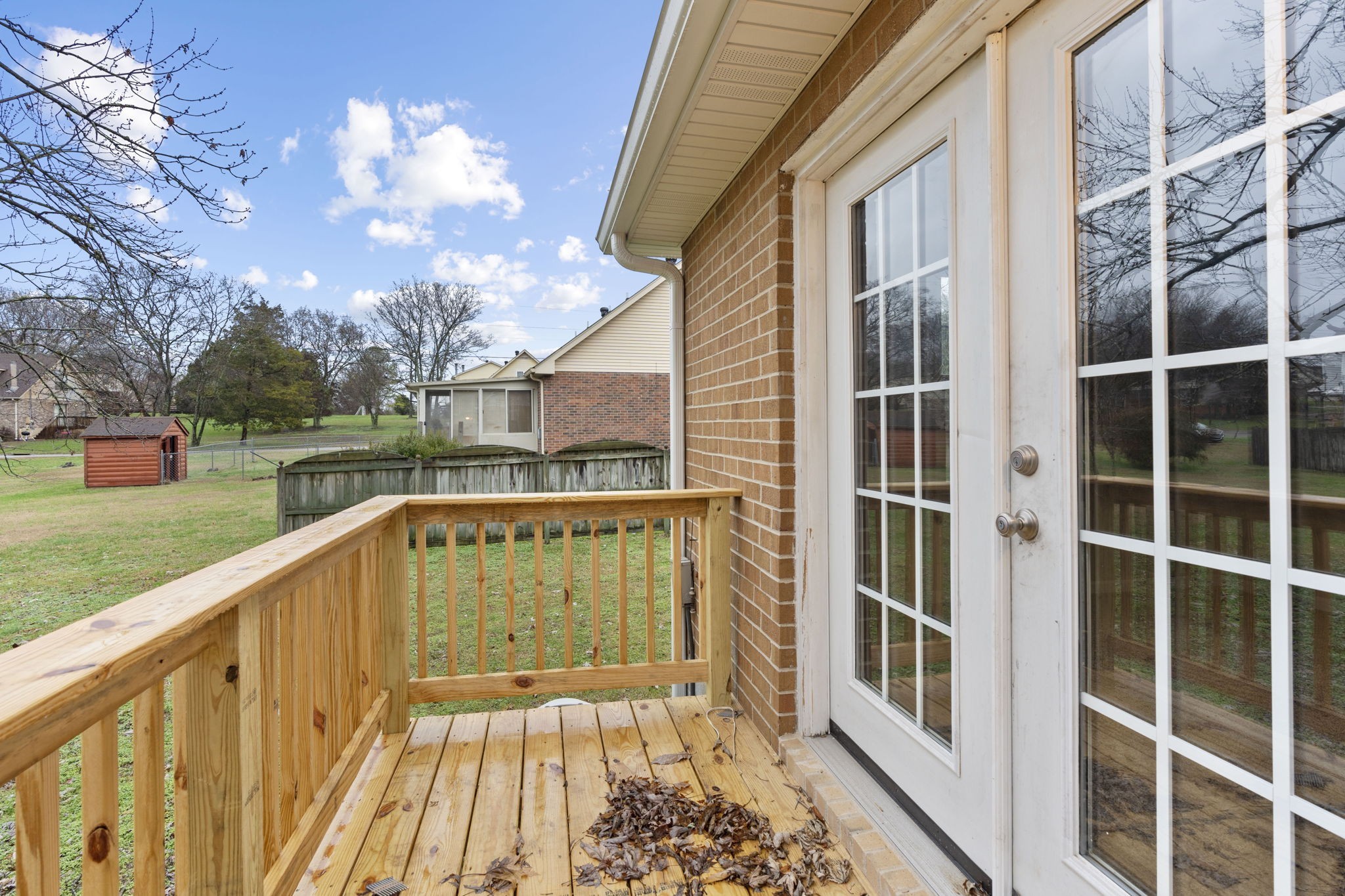 1123 Apple Valley Rd