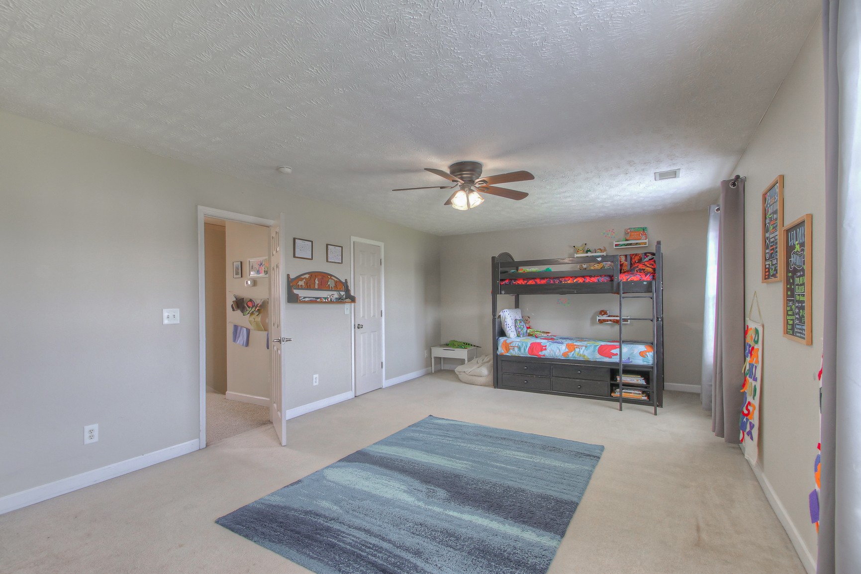 1029 Lowrey Pl